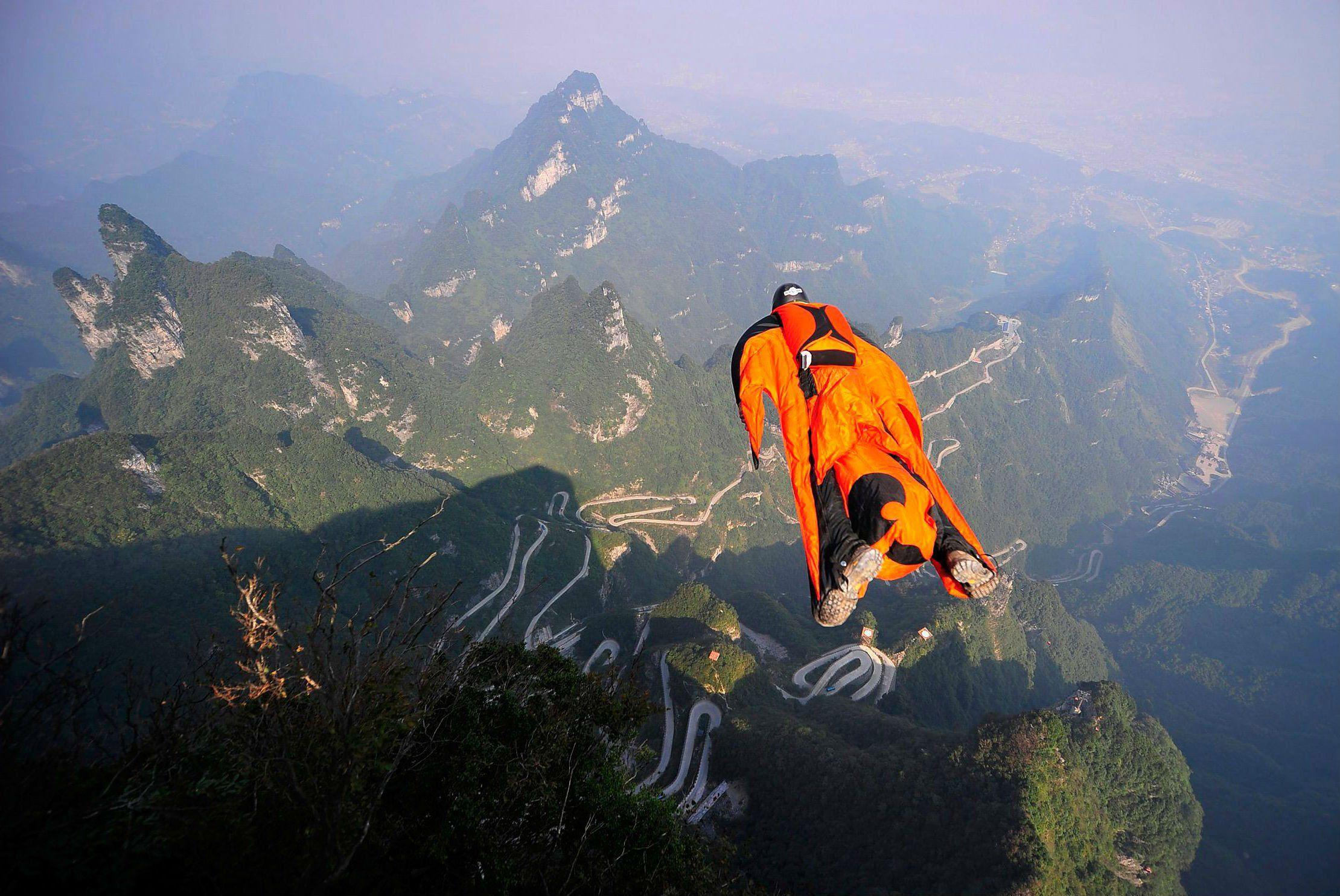 Wingsuit Wallpapers Top Free Wingsuit Backgrounds WallpaperAccess