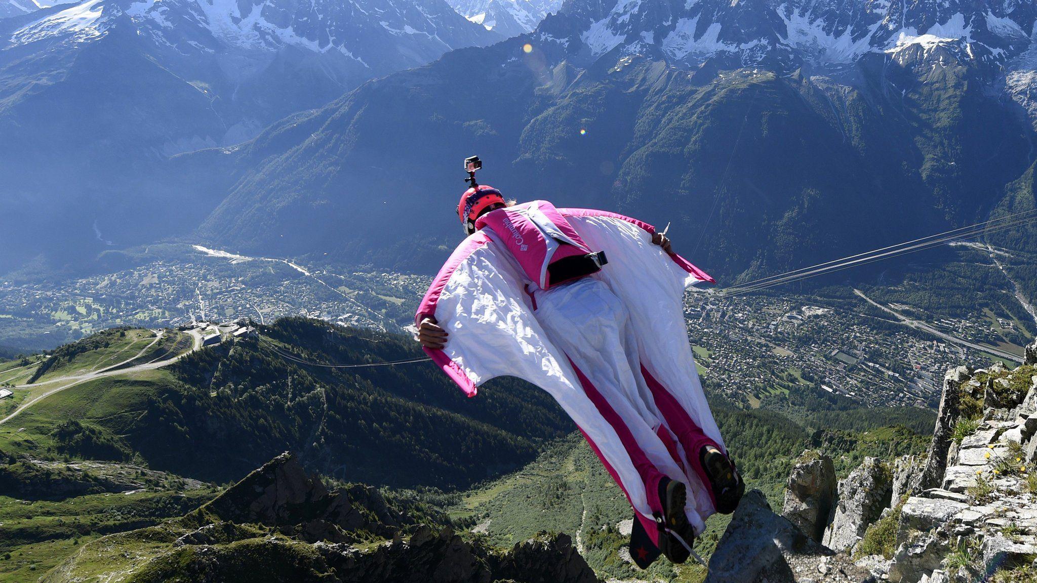 Wingsuit Wallpapers Top Free Wingsuit Backgrounds WallpaperAccess
