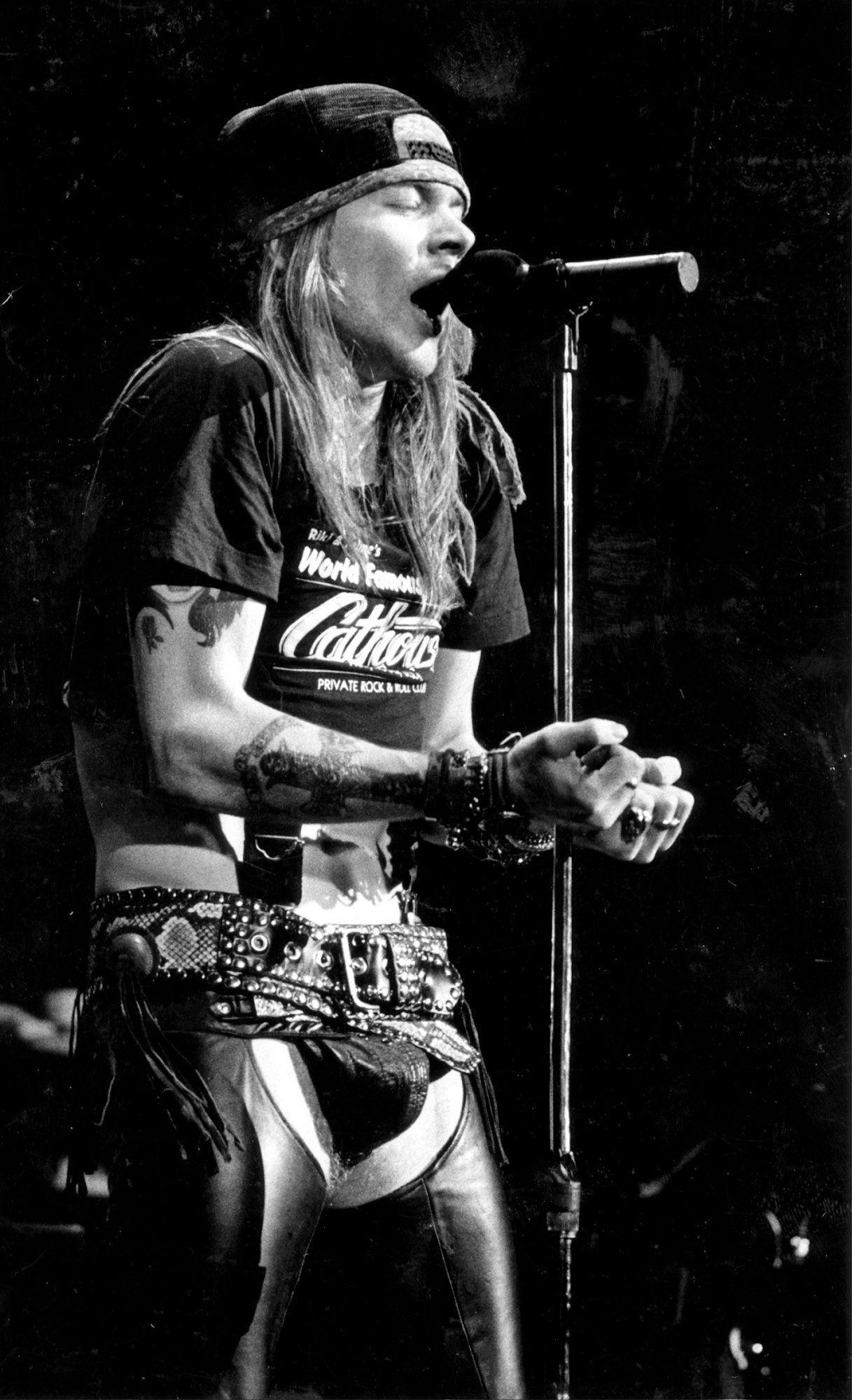 Axl Rose Wallpapers Top Free Axl Rose Backgrounds WallpaperAccess