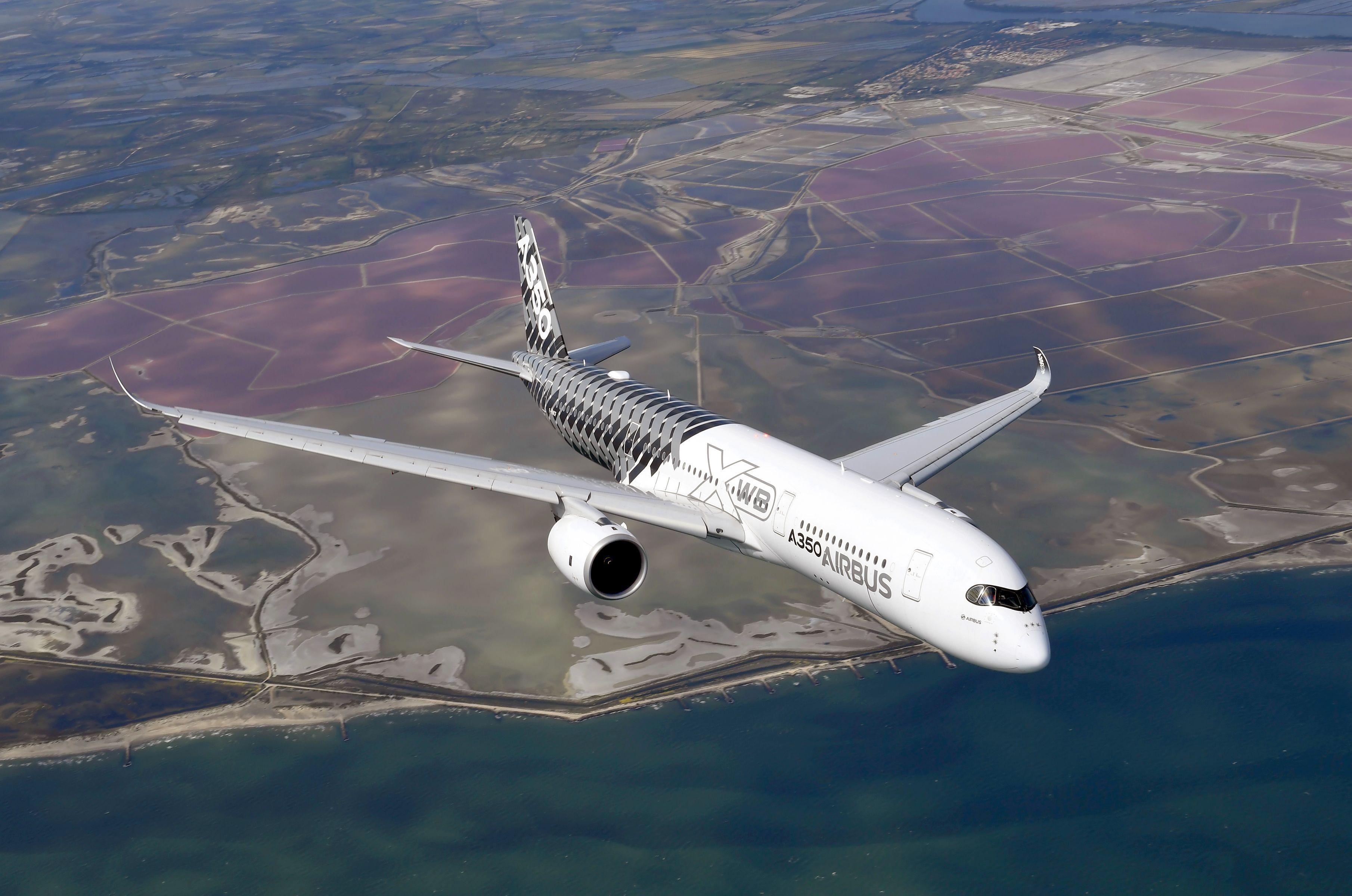 Airbus A350 Wallpapers Top Free Airbus A350 Backgrounds WallpaperAccess
