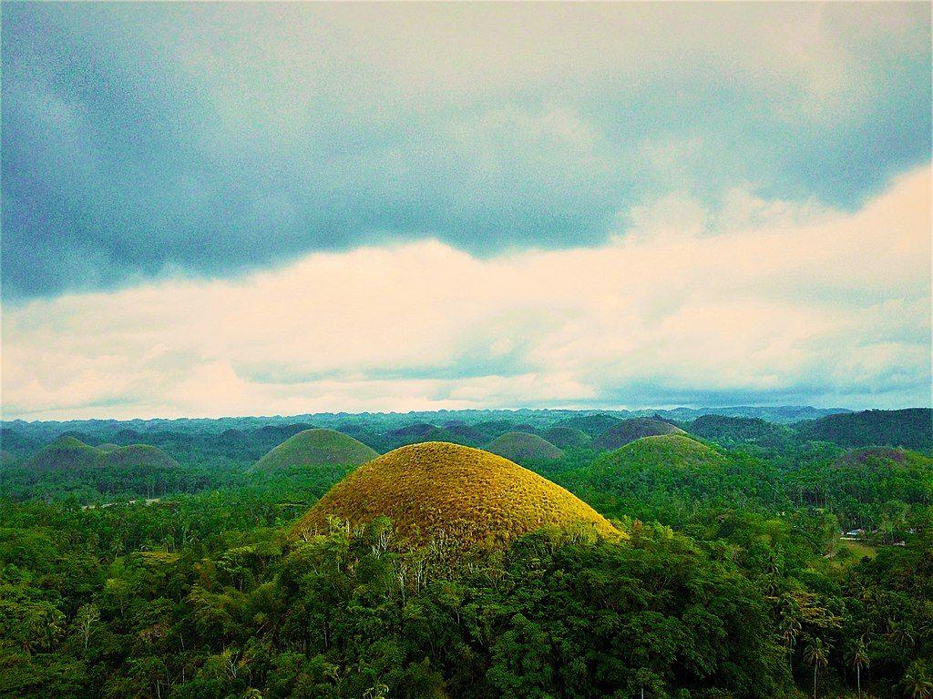 Chocolate Hills Wallpapers Top Free Chocolate Hills Backgrounds WallpaperAccess