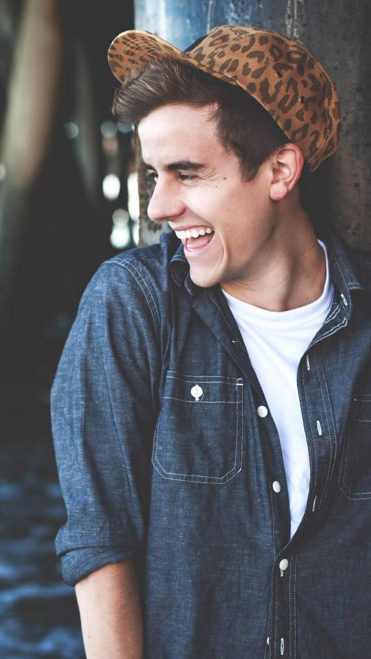 Cute Guy Wallpapers Top Free Cute Guy Backgrounds WallpaperAccess