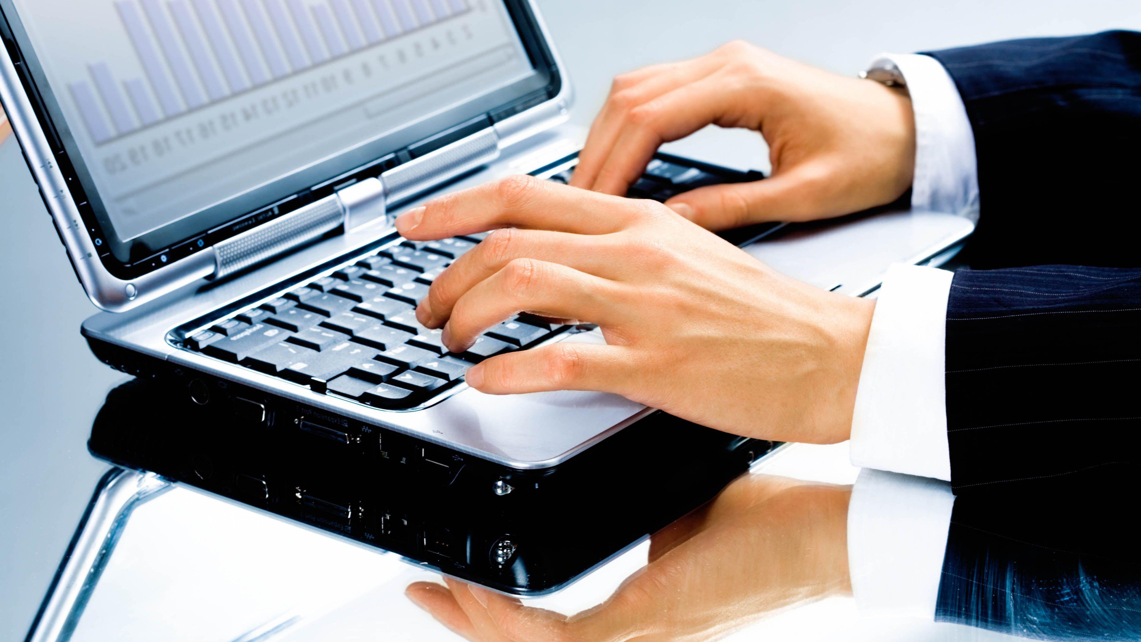 Laptop Business Wallpapers Top Free Laptop Business Backgrounds WallpaperAccess