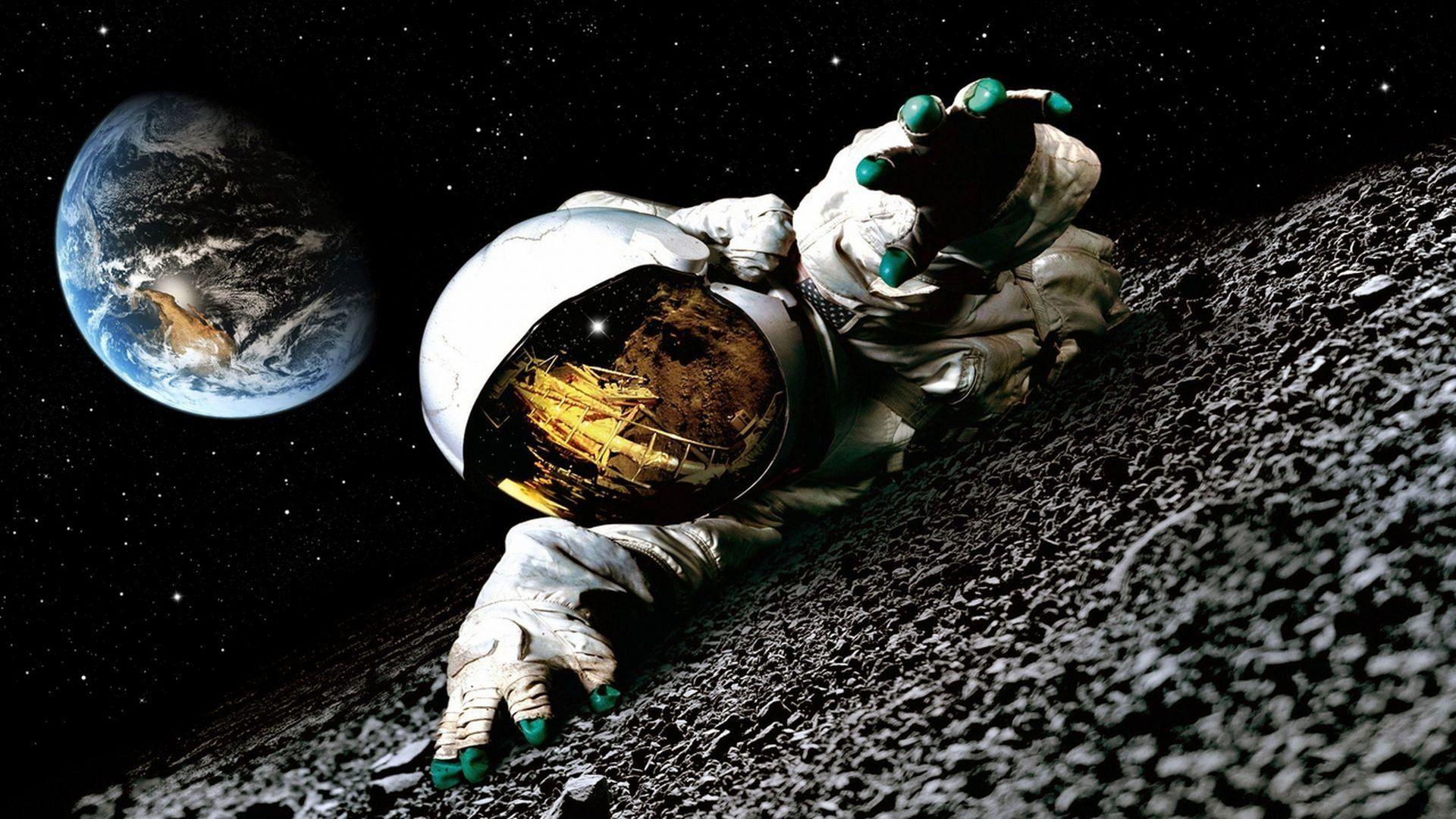 Astronaut On Moon Wallpapers Top Free Astronaut On Moon Backgrounds