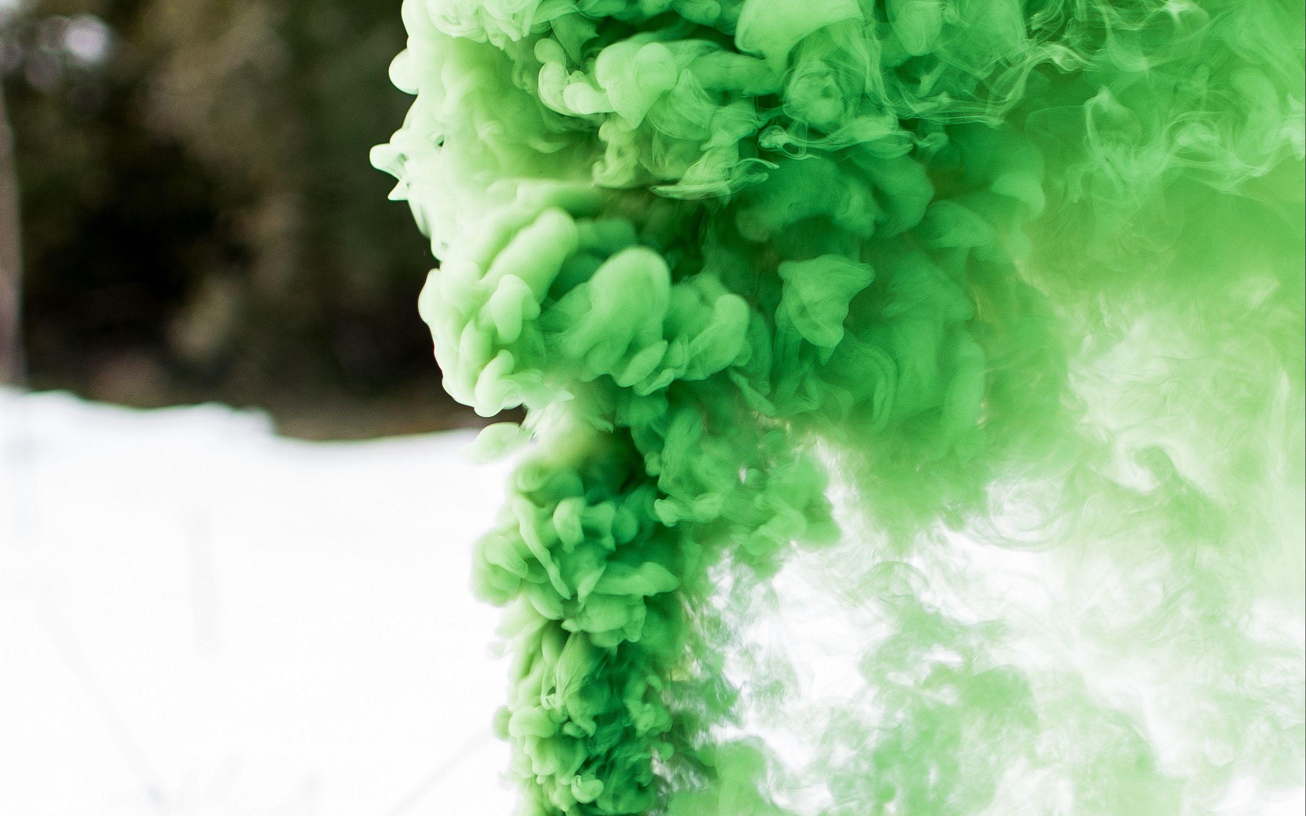 Green Smoke Wallpapers Top Free Green Smoke Backgrounds WallpaperAccess