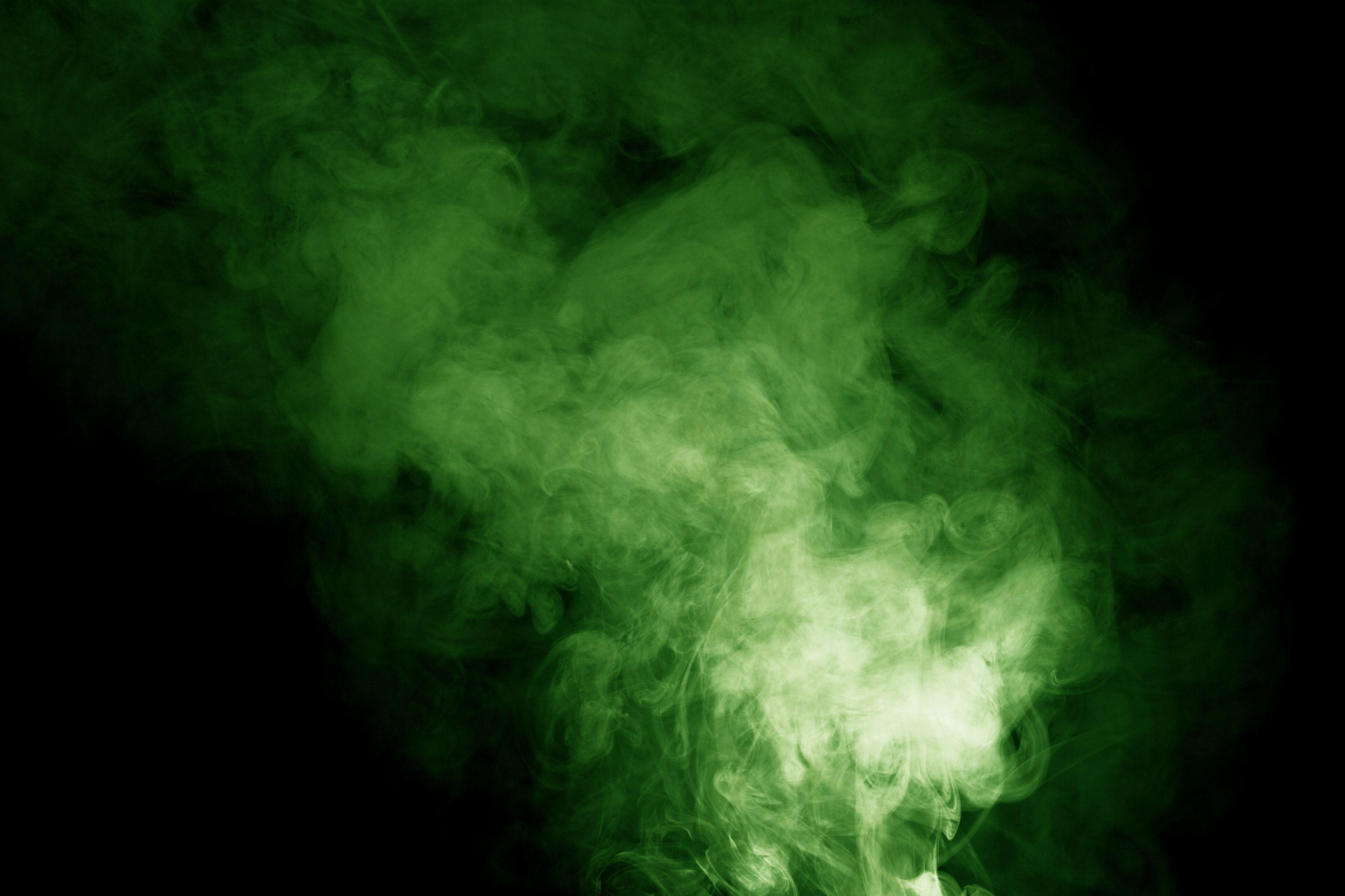 Green Smoke Wallpapers Top Free Green Smoke Backgrounds WallpaperAccess