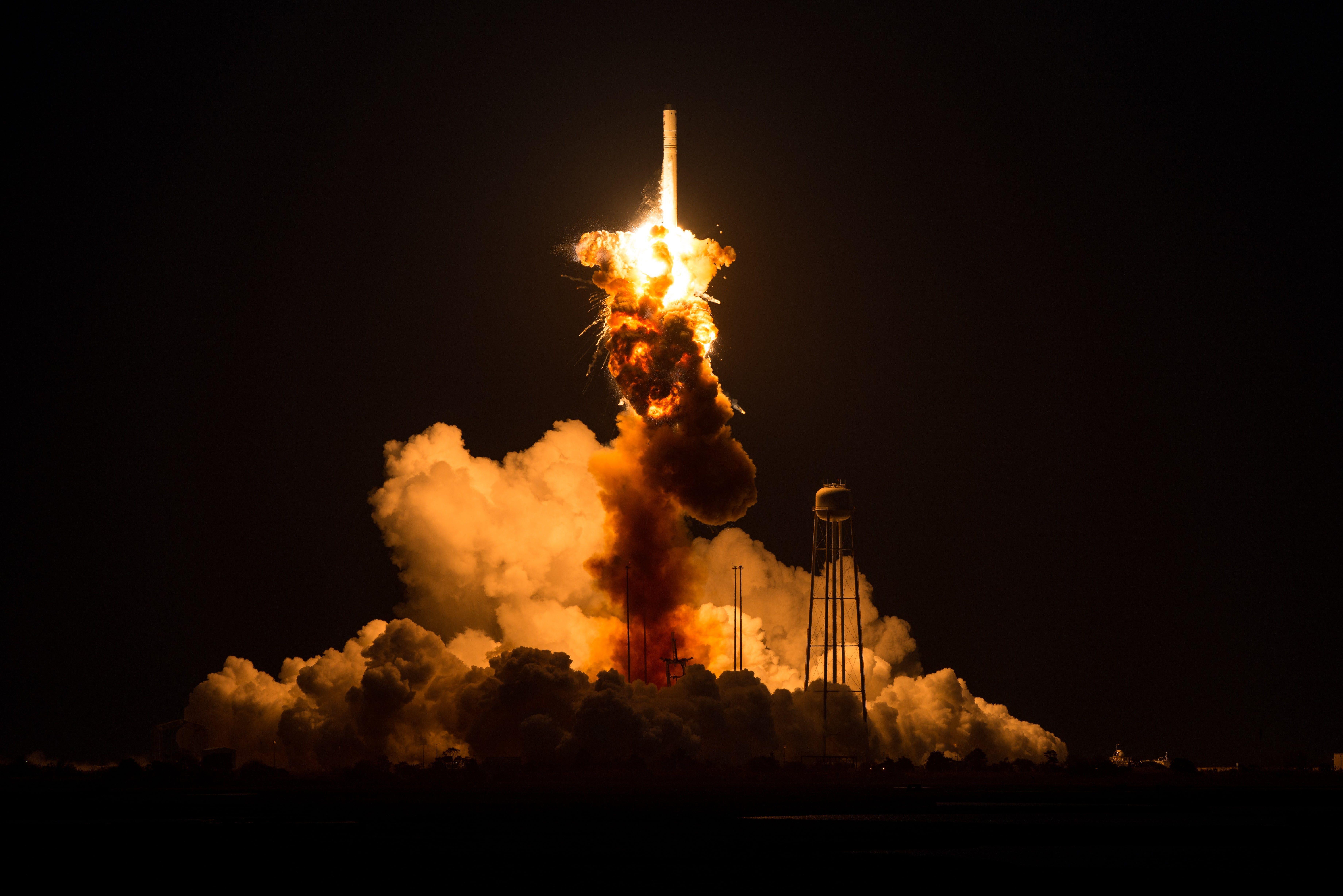 Rocket Launch Wallpapers Top Free Rocket Launch Backgrounds
