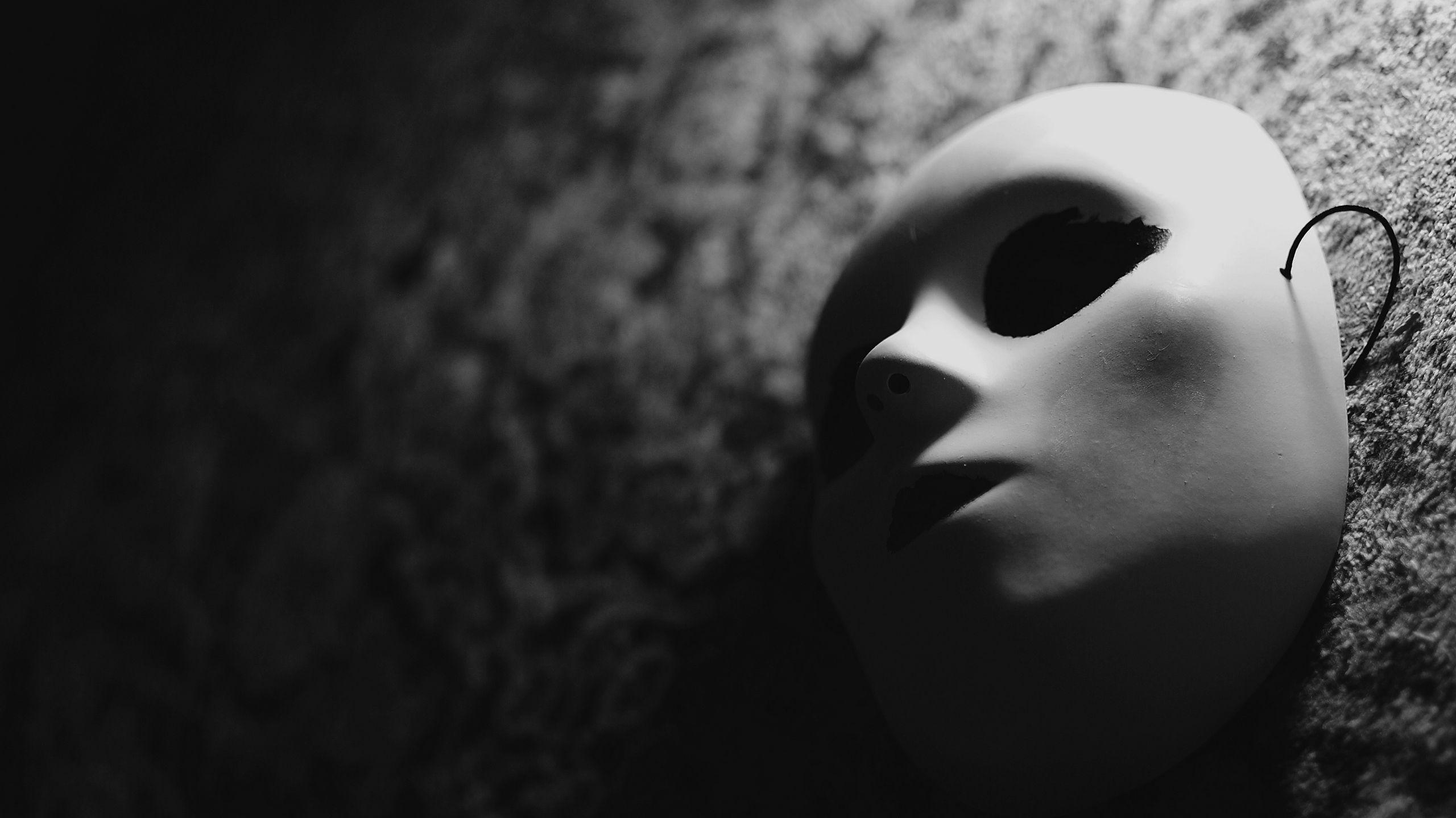 White Mask Wallpapers Top Free White Mask Backgrounds WallpaperAccess