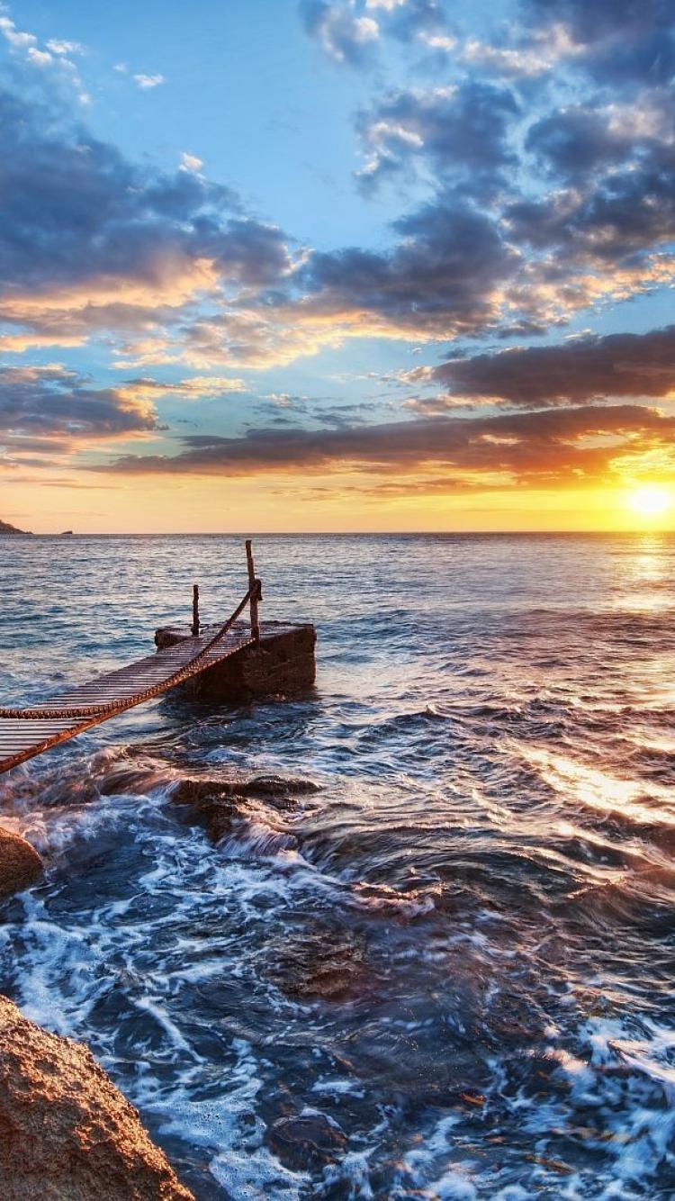 Spanish iPhone Wallpapers Top Free Spanish iPhone Backgrounds WallpaperAccess