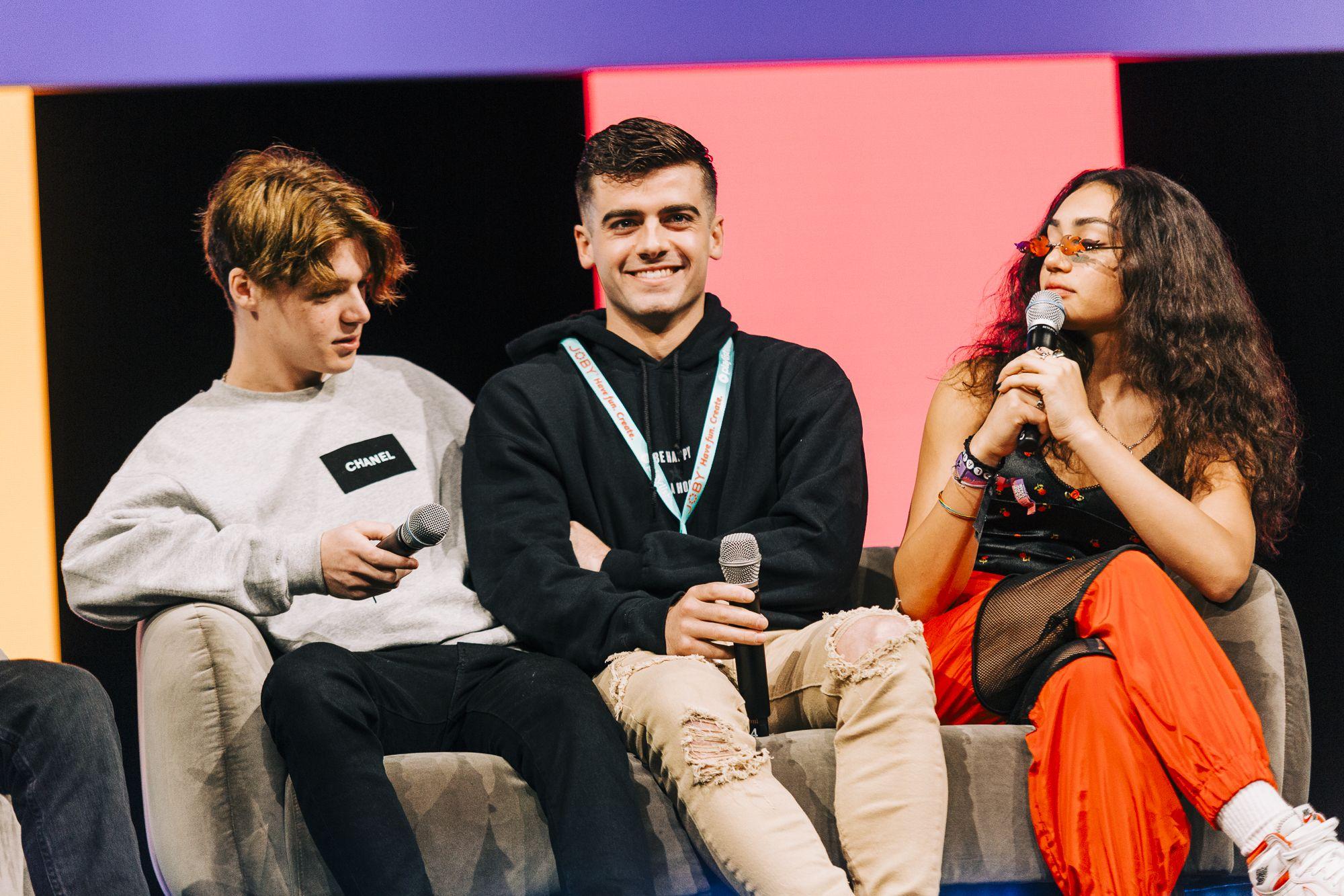 Avani Gregg Wallpapers Top Free Avani Gregg Backgrounds WallpaperAccess