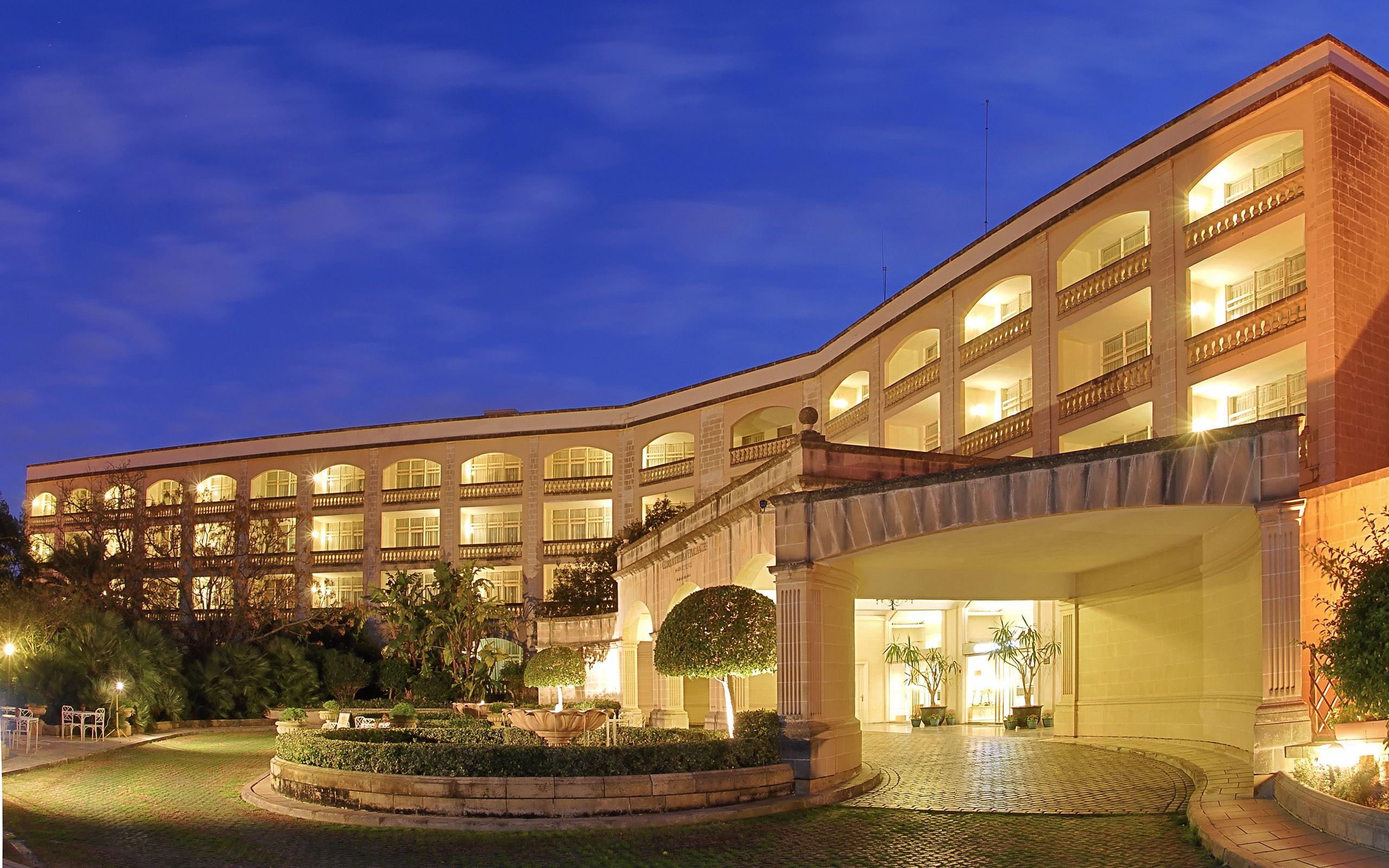 Hotel Wallpapers Top Free Hotel Backgrounds WallpaperAccess