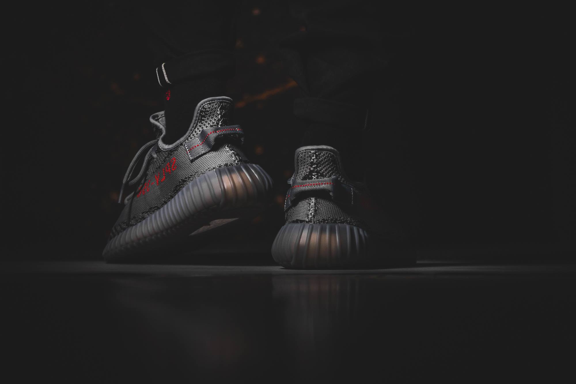 Yeezy 350 Wallpapers Top Free Yeezy 350 Backgrounds WallpaperAccess