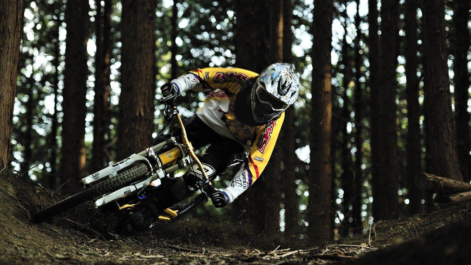 Downhill Mountain Biking Wallpapers Top Free Downhill Mountain Biking