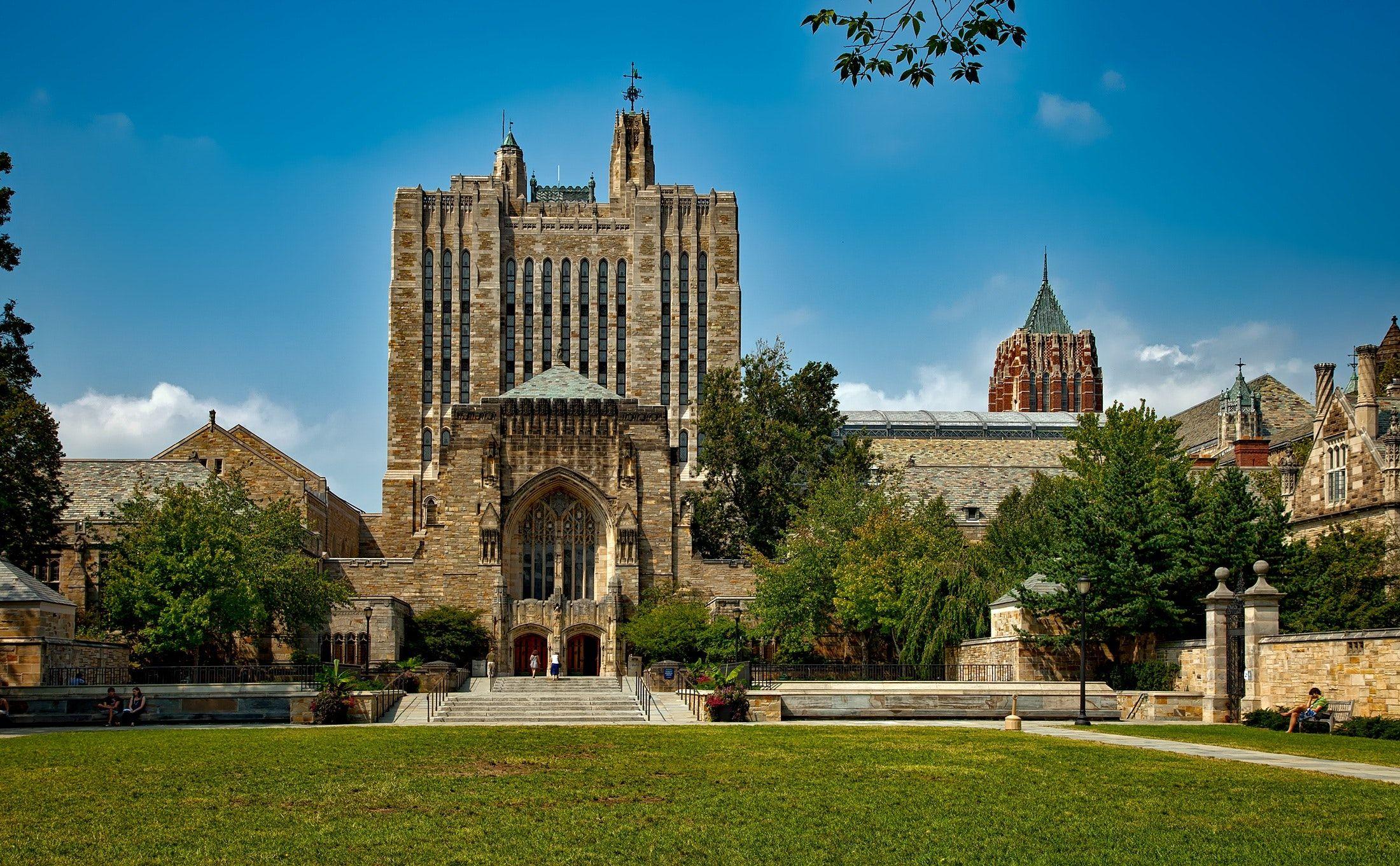 Yale University Wallpapers Top Free Yale University Backgrounds WallpaperAccess