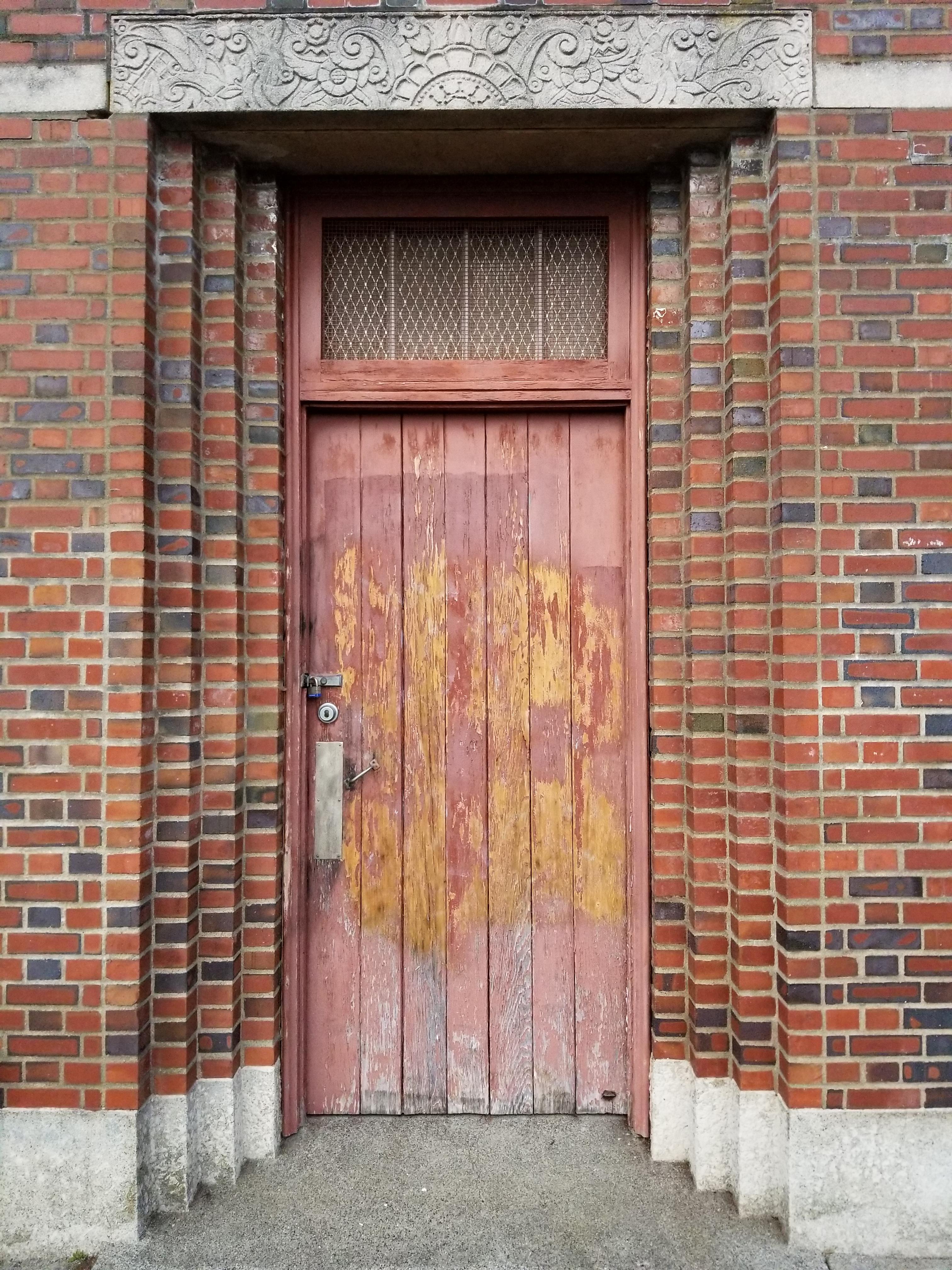 Door Wallpapers Top Free Door Backgrounds WallpaperAccess