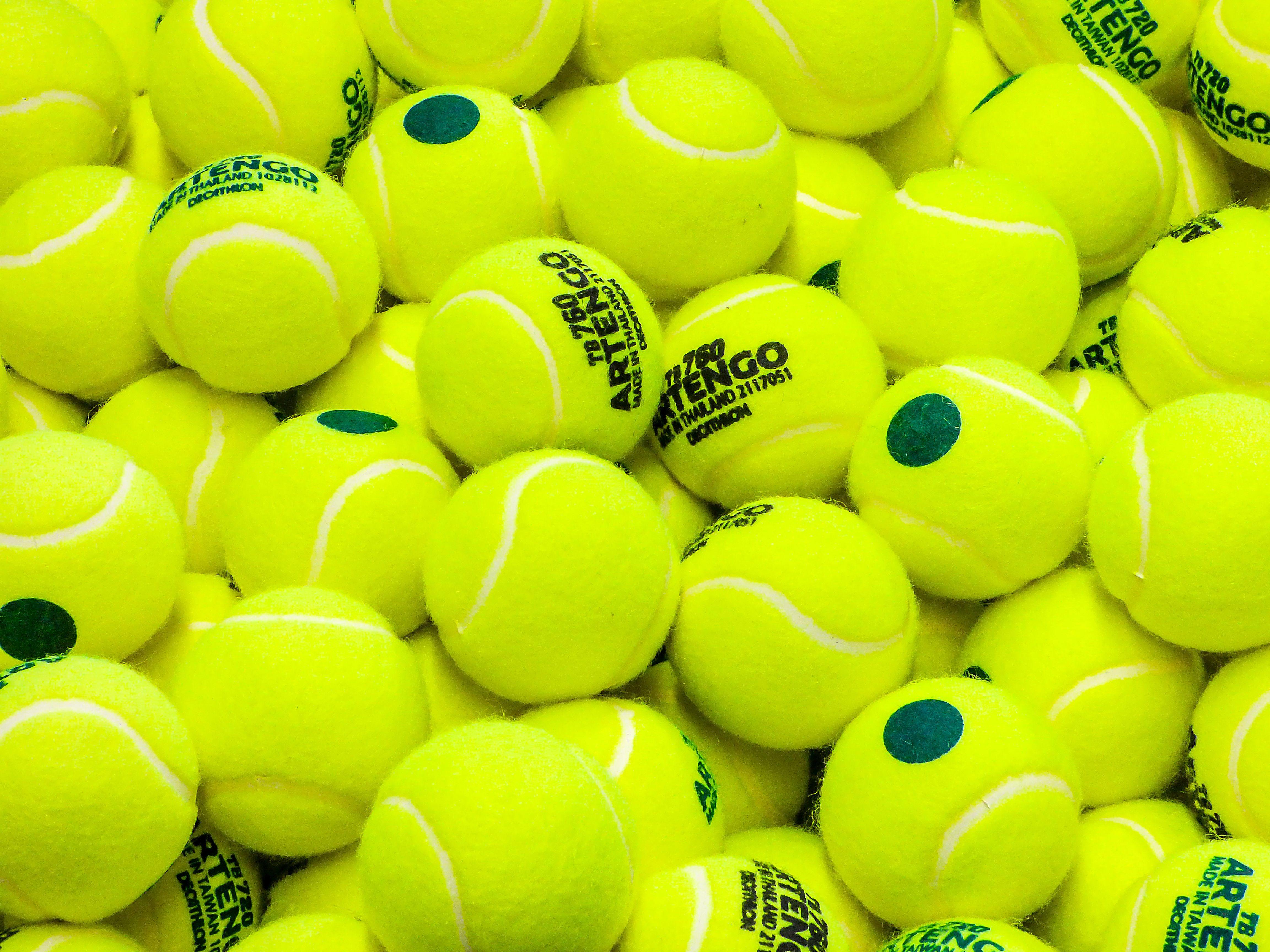 Tennis Ball Wallpapers Top Free Tennis Ball Backgrounds WallpaperAccess