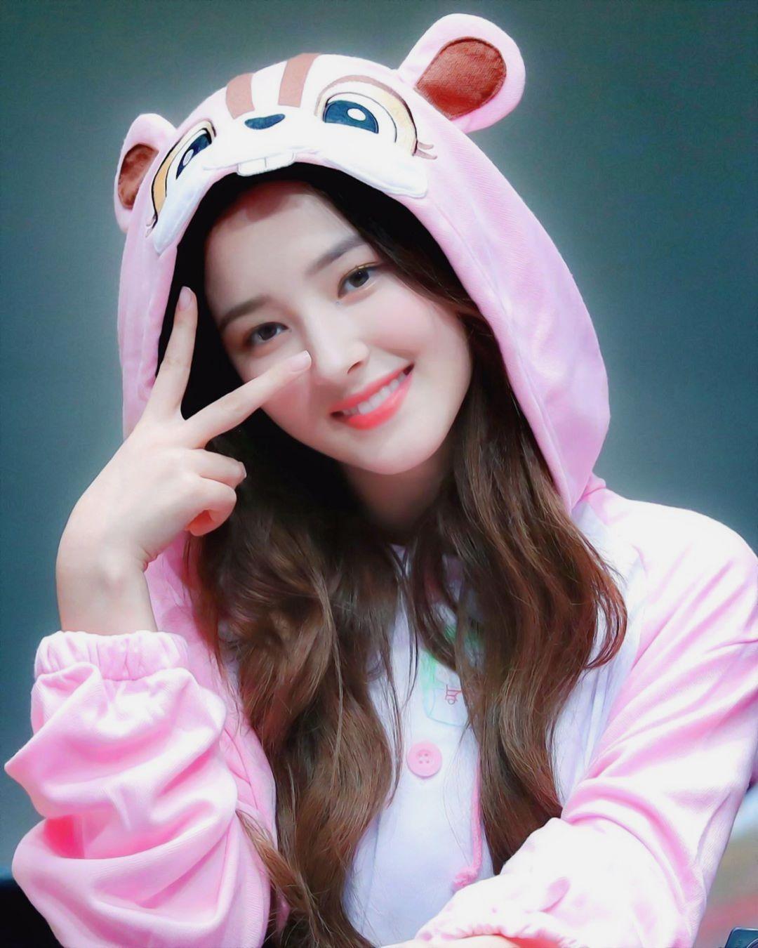 Nancy Momoland HD Wallpapers Top Free Nancy Momoland HD Backgrounds