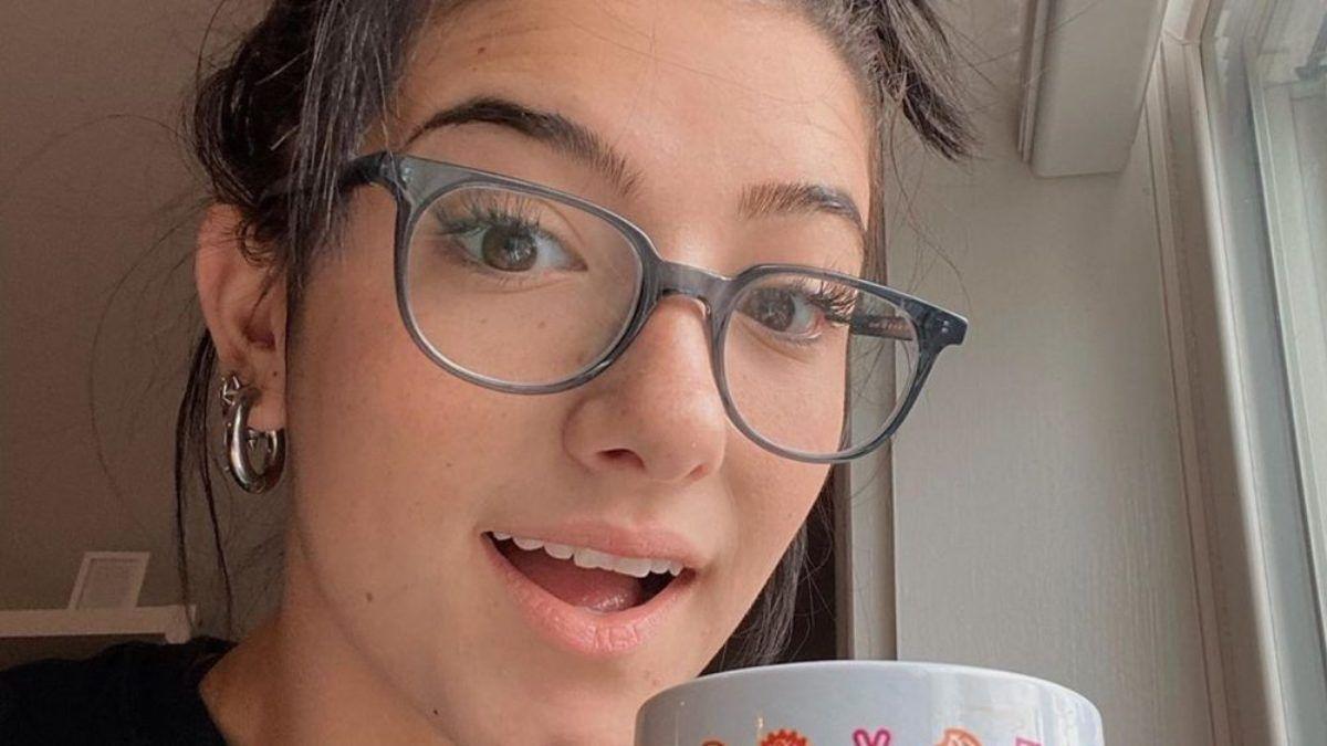 Charli D'Amelio Computer Wallpapers Top Free Charli D'Amelio Computer