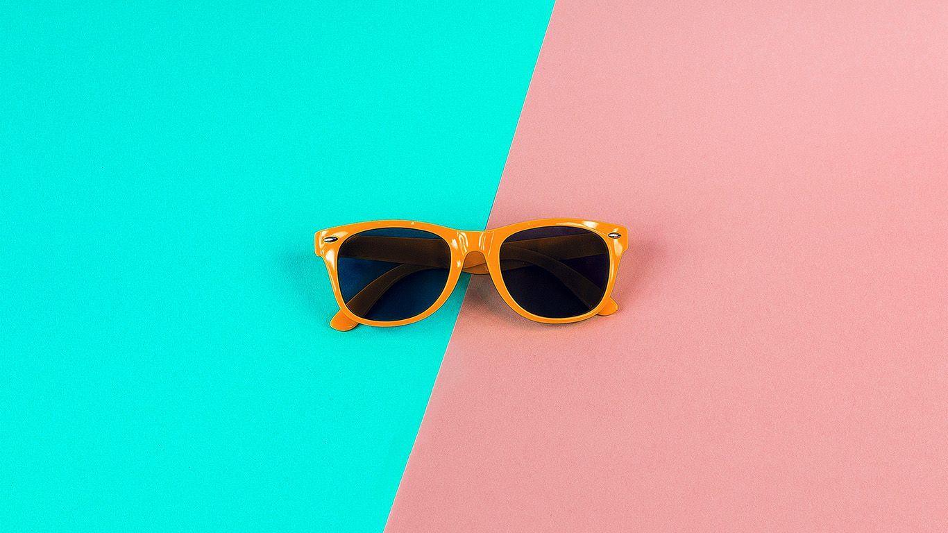 Eyeglasses Wallpaper