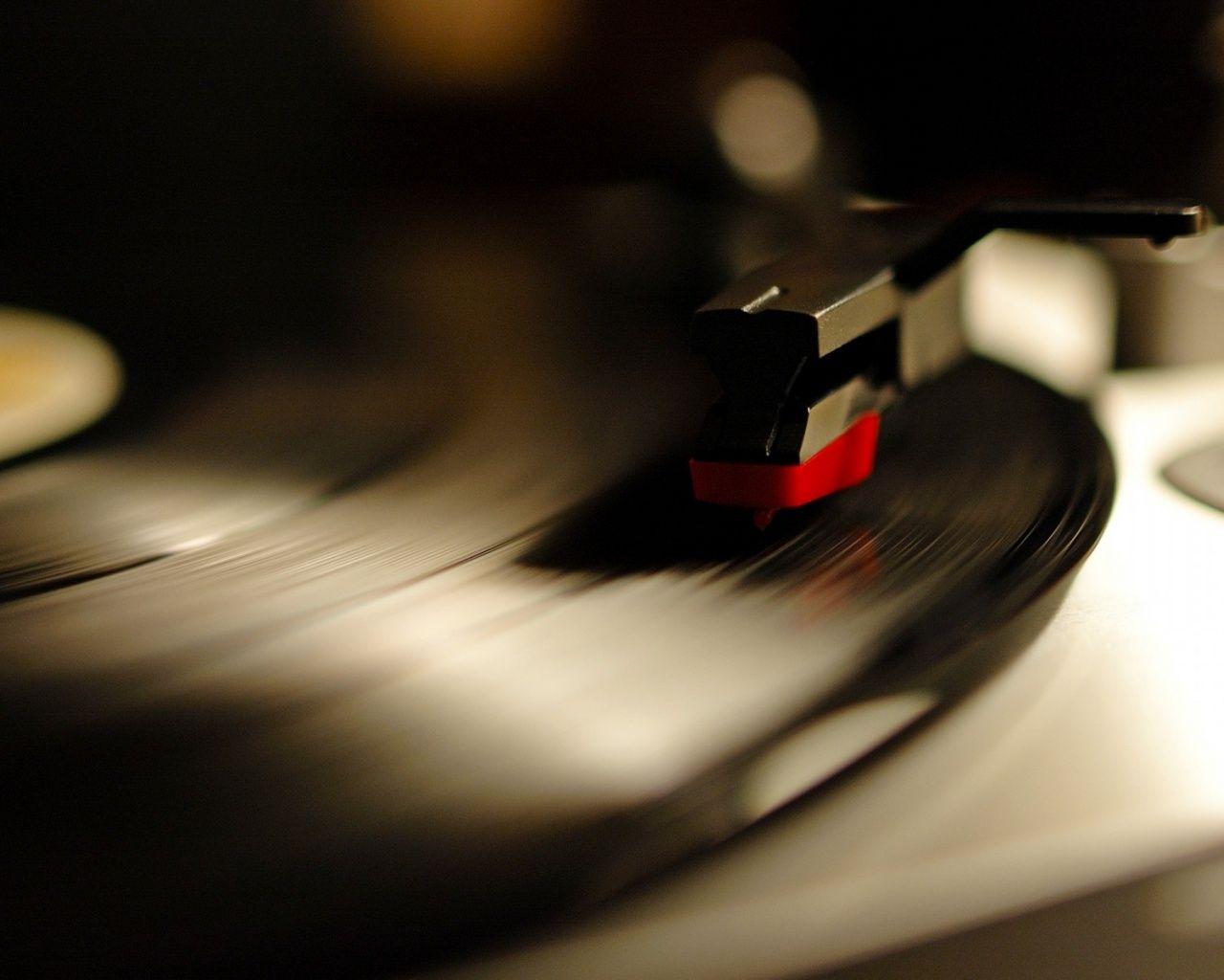 Vinyl Record Wallpapers Top Free Vinyl Record Backgrounds WallpaperAccess