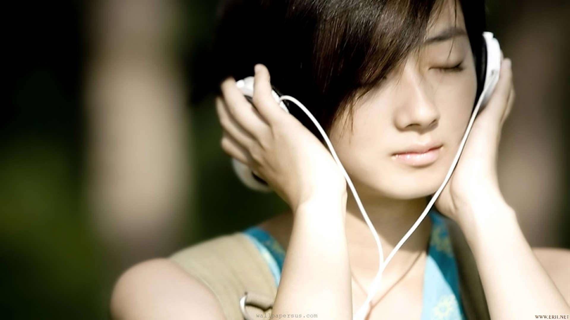 Headphone Girl Wallpapers Top Free Headphone Girl Backgrounds