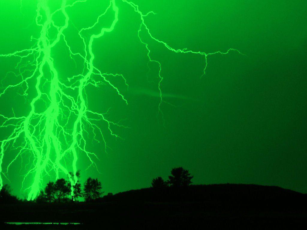 Green Lightning Wallpapers Top Free Green Lightning Backgrounds WallpaperAccess