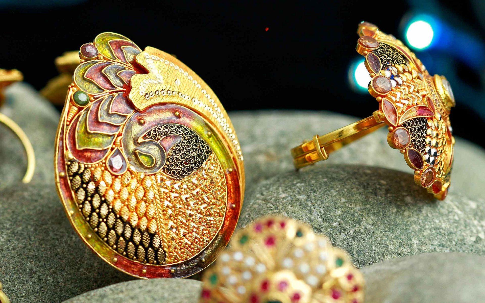 Earrings Wallpapers Top Free Earrings Backgrounds WallpaperAccess