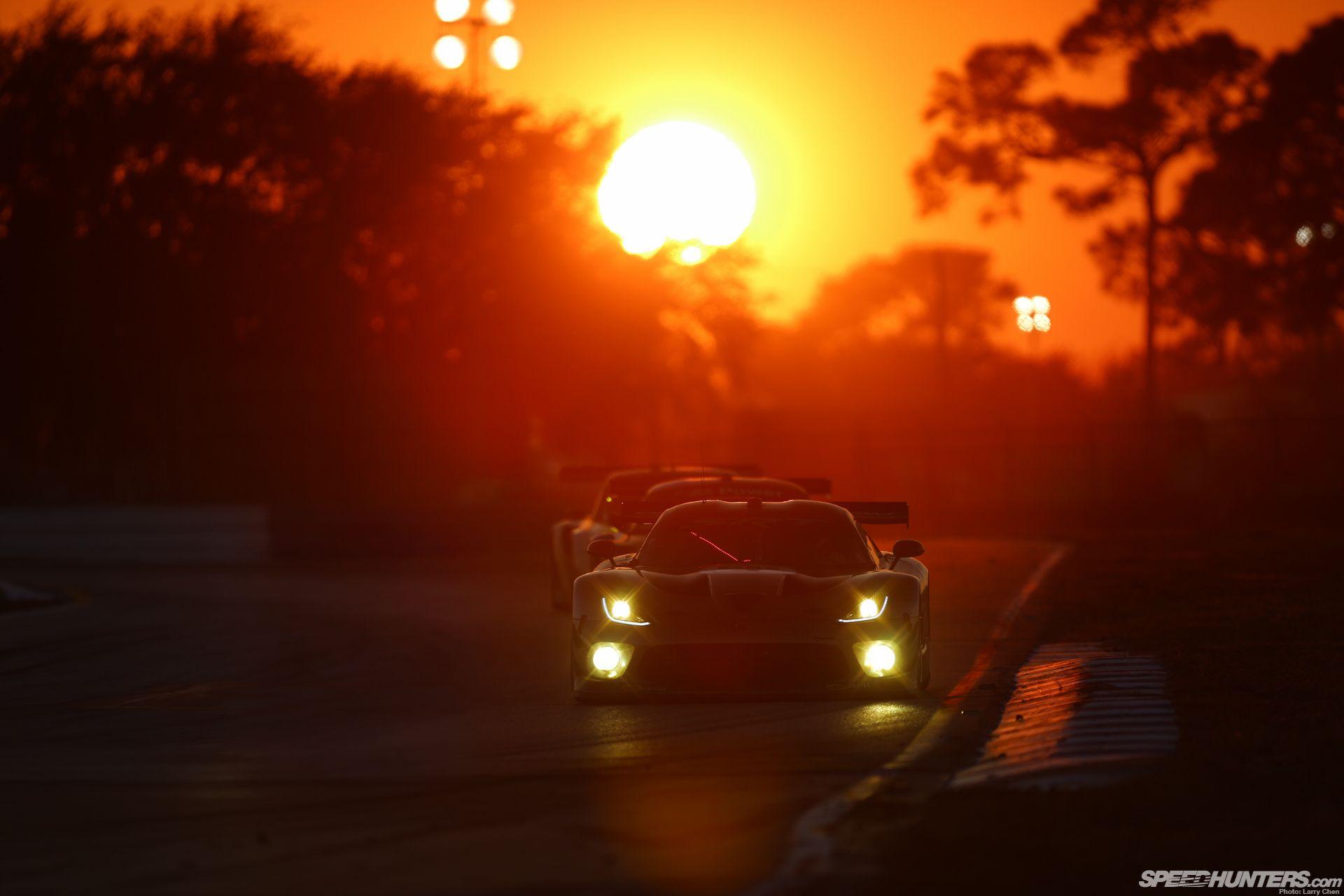 Car Sunset Wallpapers Top Free Car Sunset Backgrounds WallpaperAccess