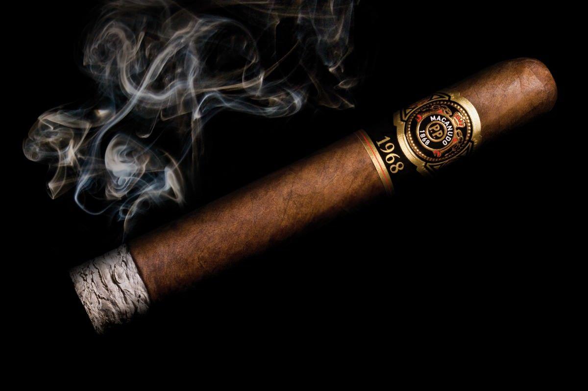 Cigar Smoke Wallpapers Top Free Cigar Smoke Backgrounds WallpaperAccess