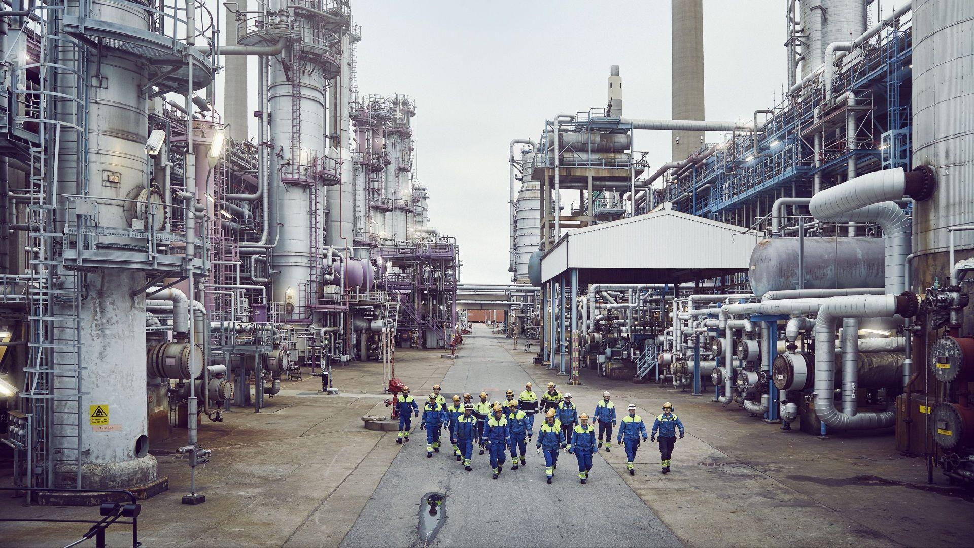 Refinery Wallpapers Top Free Refinery Backgrounds WallpaperAccess