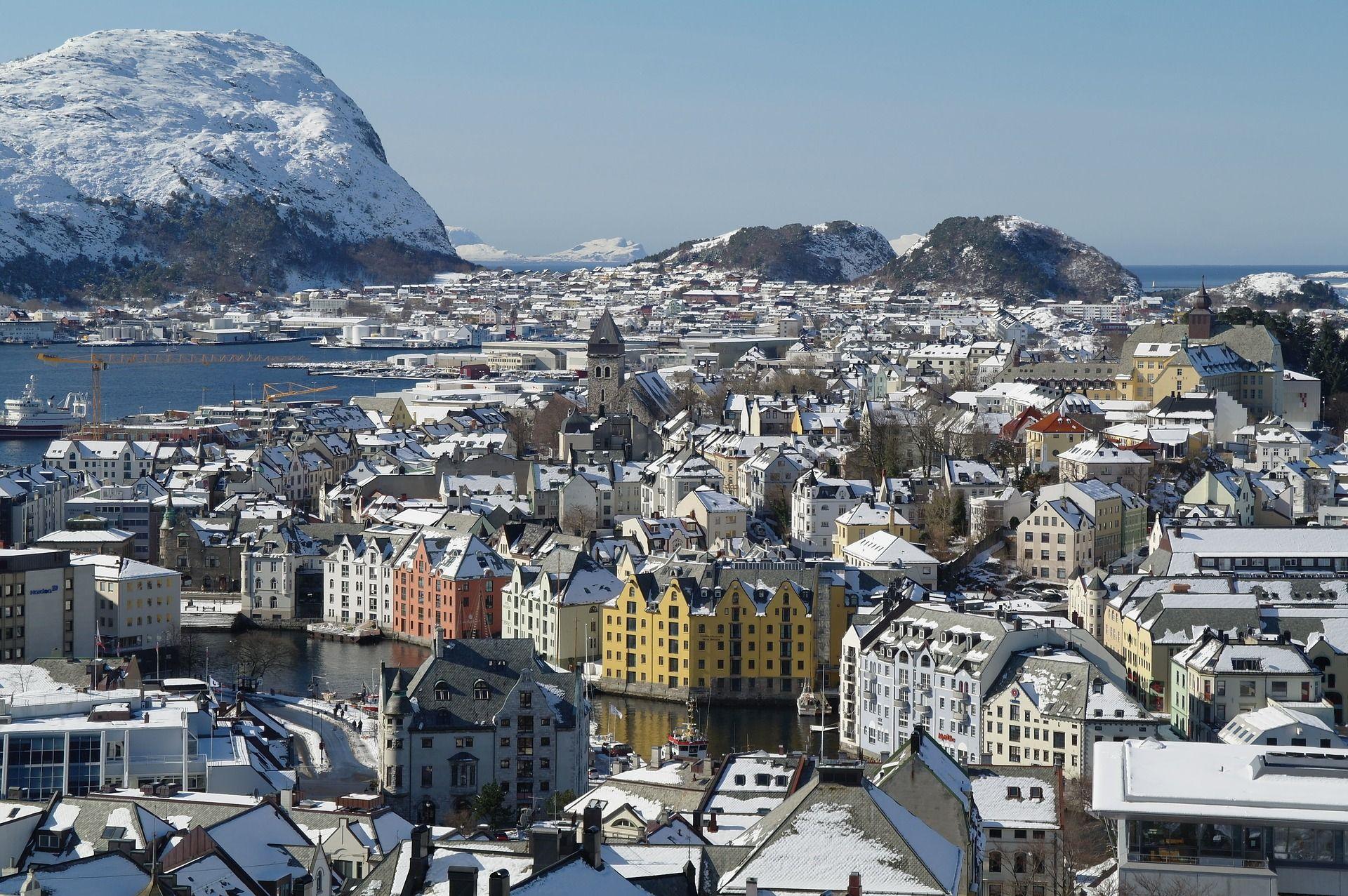 Norway City Wallpapers Top Free Norway City Backgrounds WallpaperAccess
