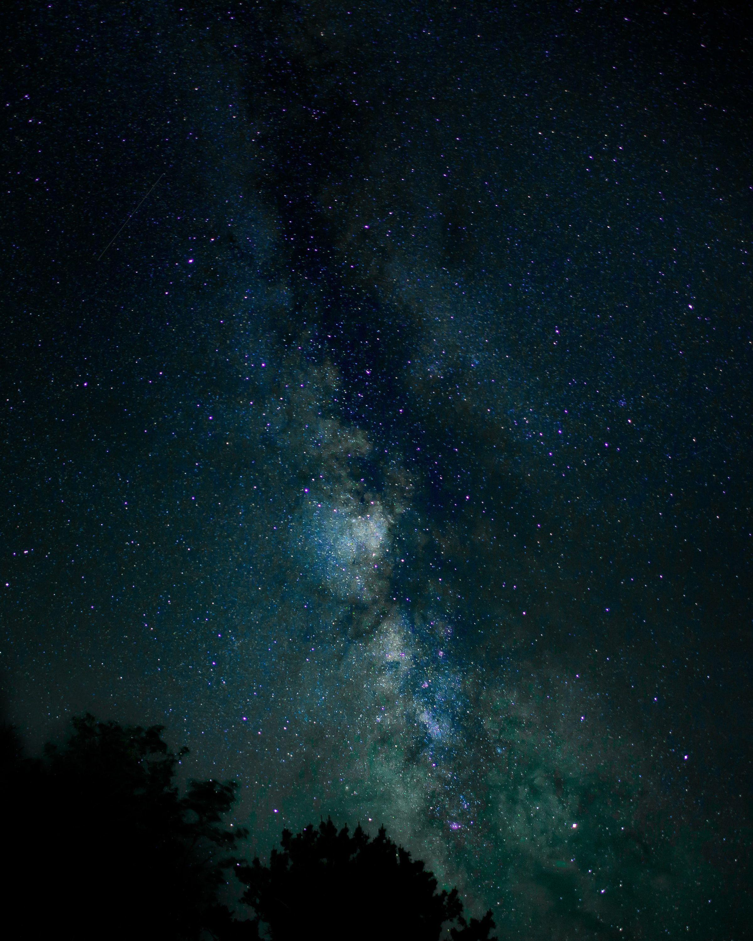 Green Night Wallpapers Top Free Green Night Backgrounds WallpaperAccess