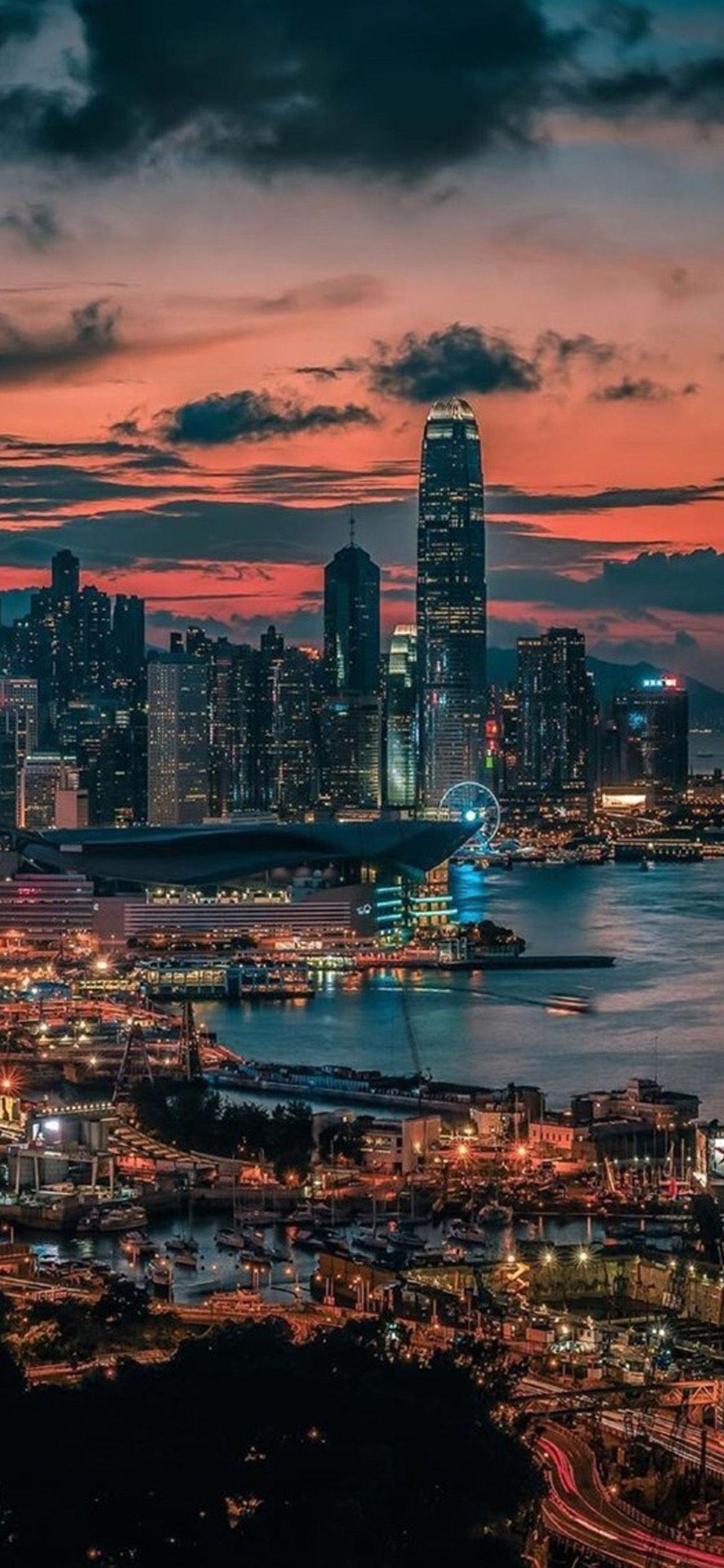 City iPhone Wallpapers Top Free City iPhone Backgrounds WallpaperAccess