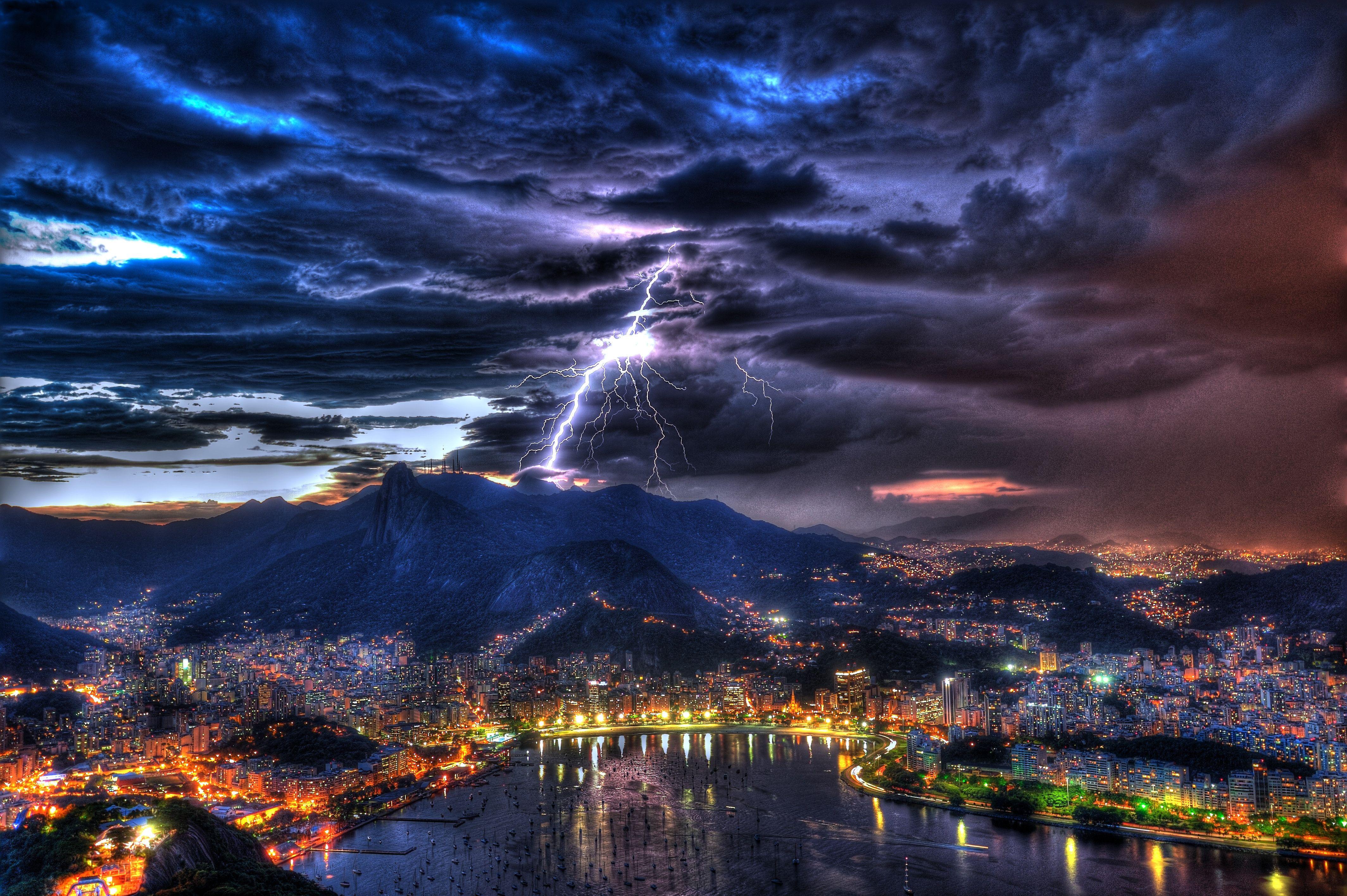 4K Ultra HD Lightning Phone Wallpapers Top Free 4K Ultra HD Lightning