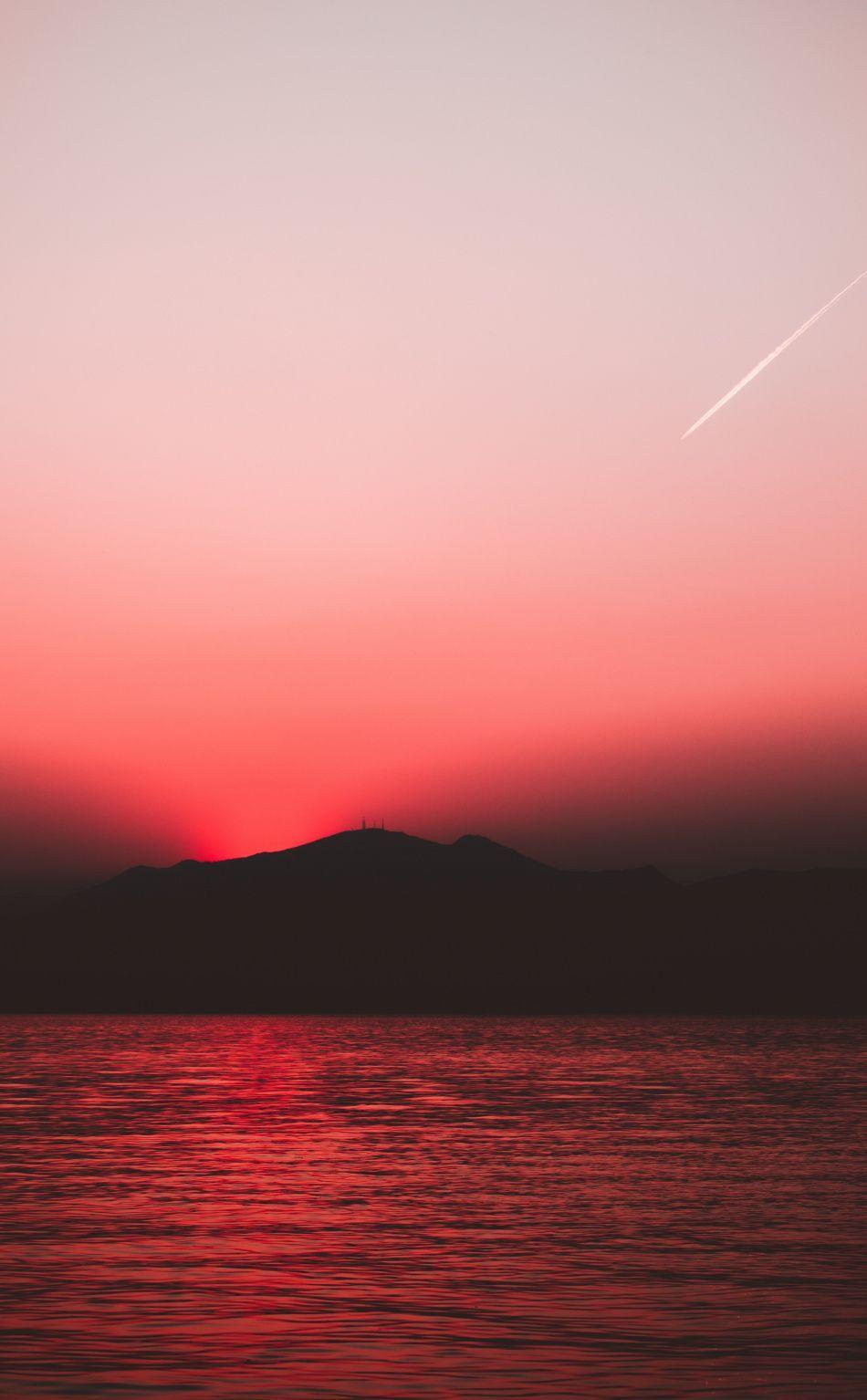 Aesthetic Red Sky Aesthetics Red aesthetic, Sky aesthetic, Queen