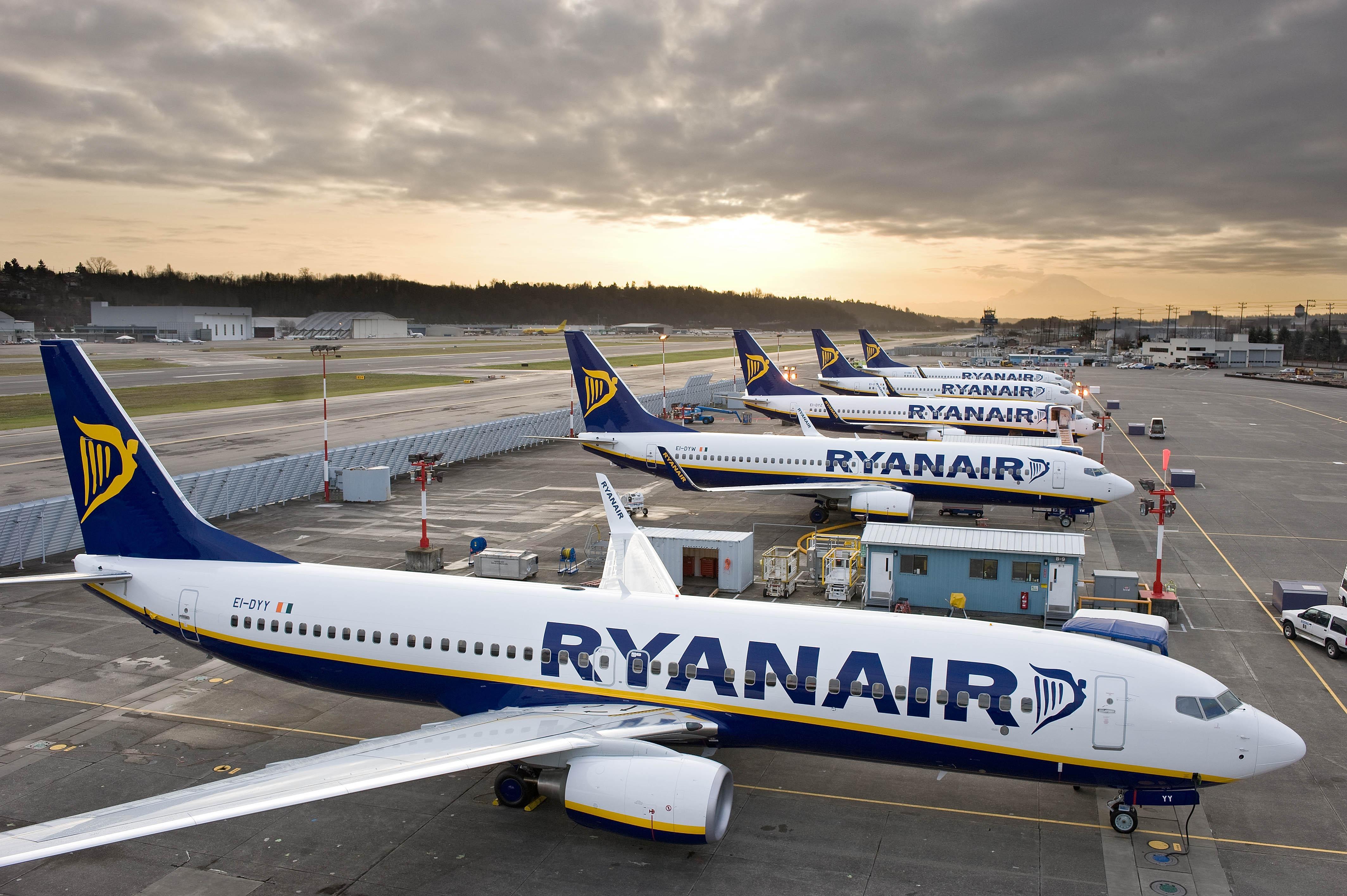 Ryanair Wallpapers Top Free Ryanair Backgrounds WallpaperAccess