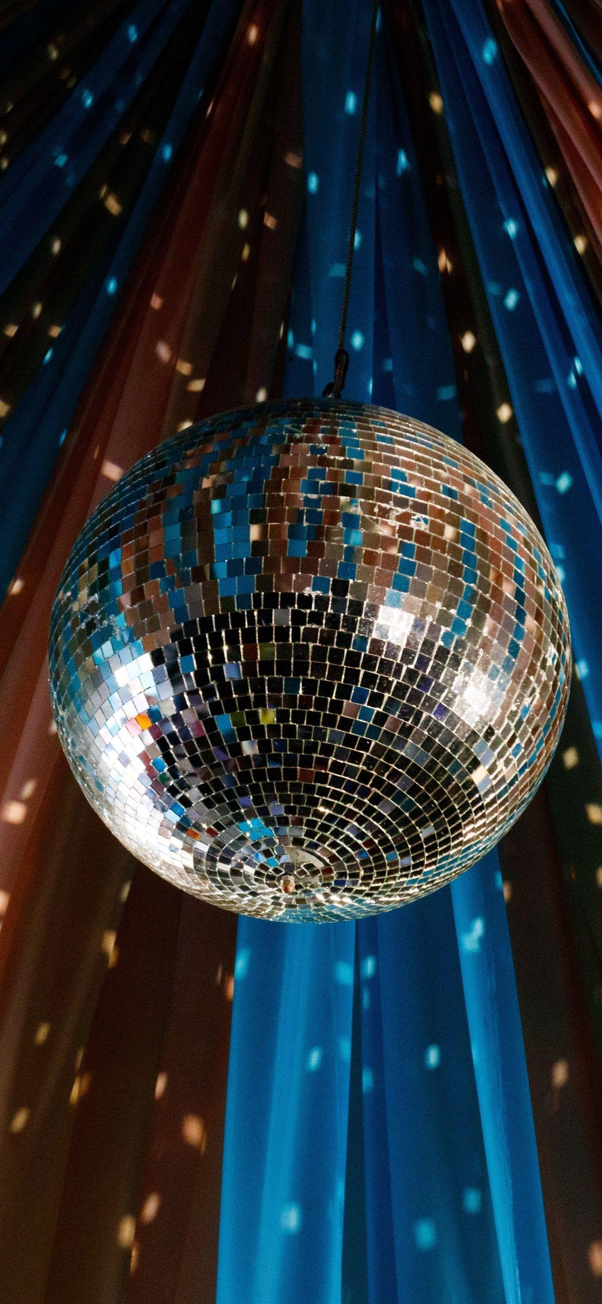 Disco Ball Wallpapers Top Free Disco Ball Backgrounds WallpaperAccess