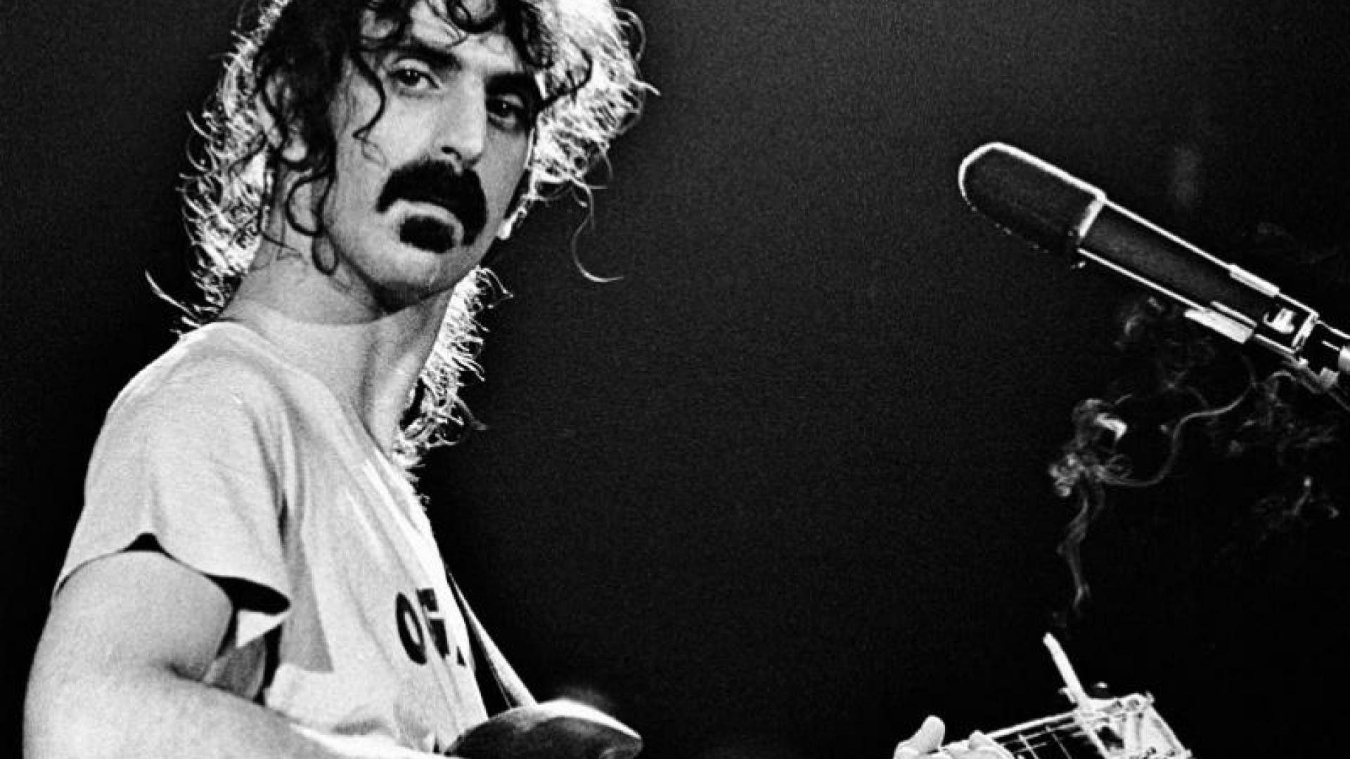 Frank Zappa Wallpapers Top Free Frank Zappa Backgrounds WallpaperAccess