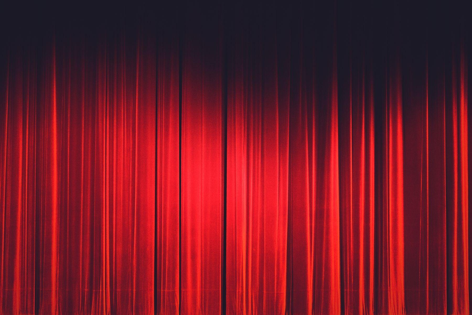 Red Curtain Wallpapers Top Free Red Curtain Backgrounds WallpaperAccess