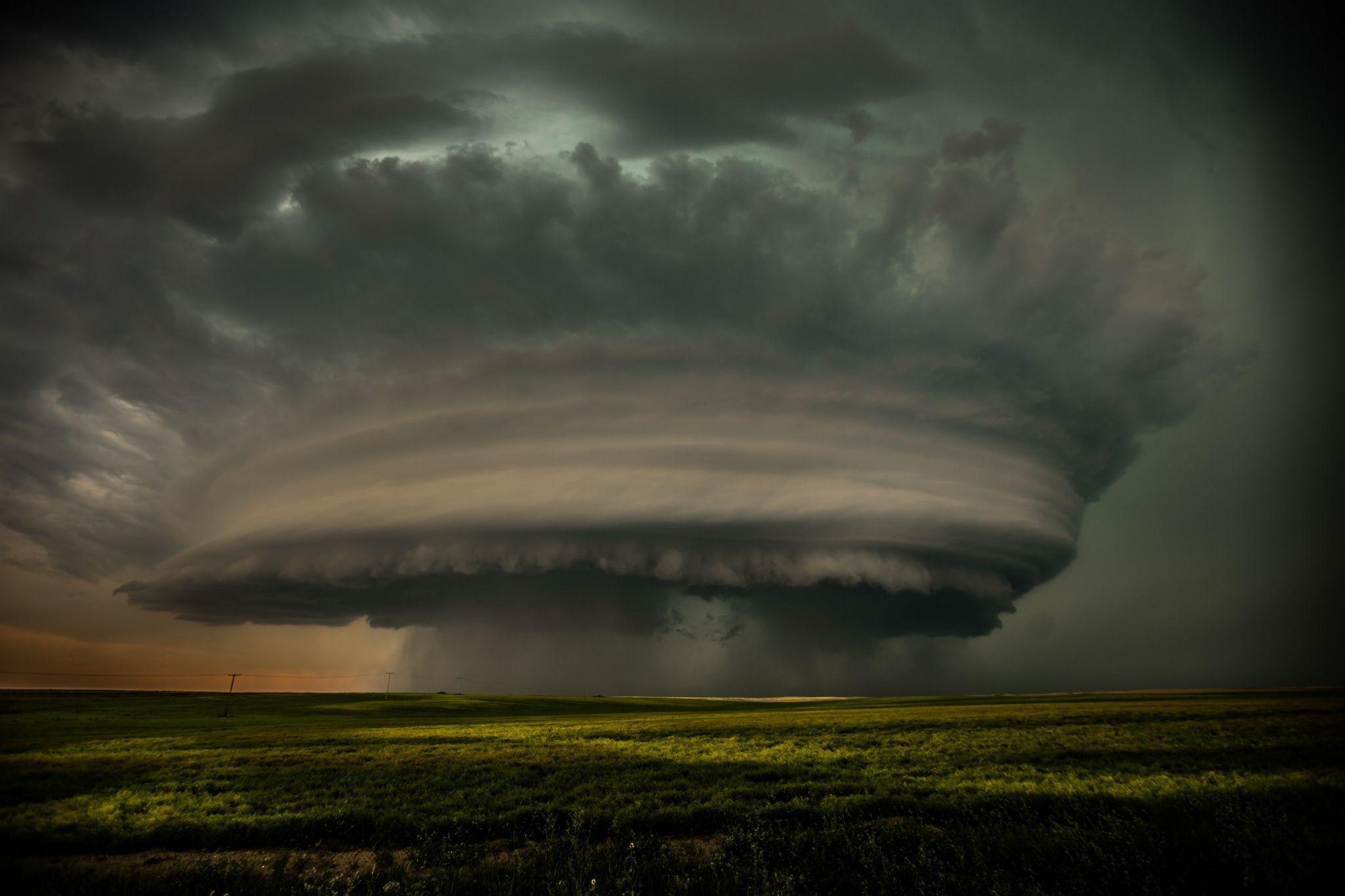 Tornado Wallpapers Top Free Tornado Backgrounds WallpaperAccess