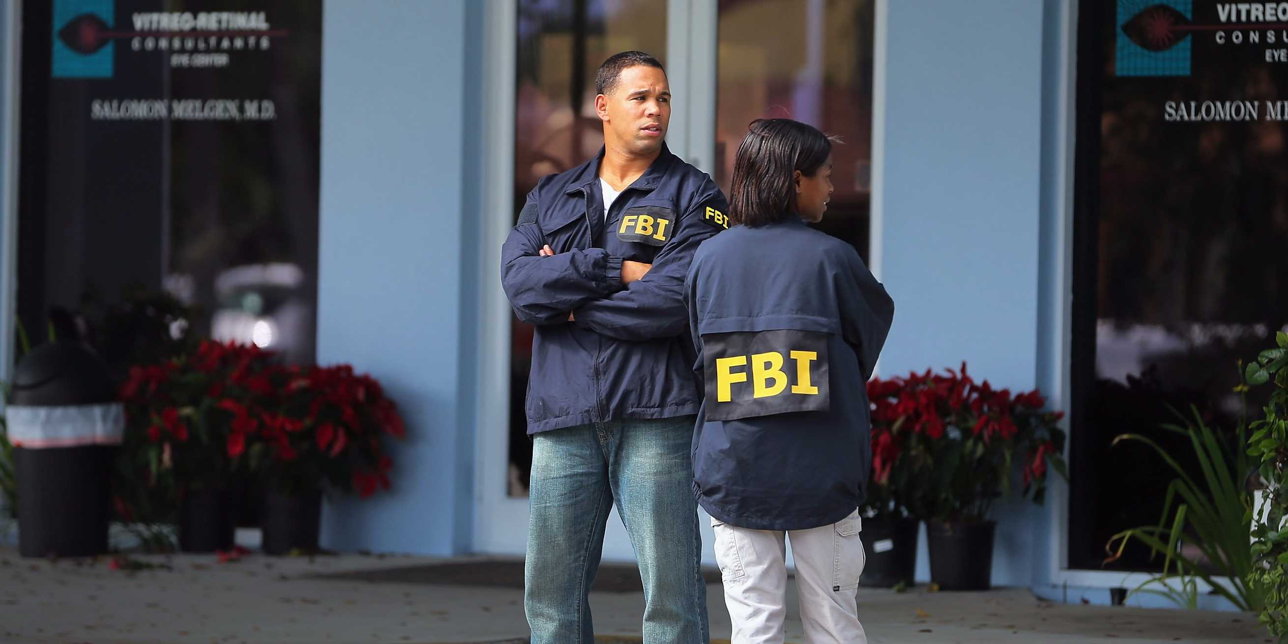 Fbi Agent Wallpapers Top Free Fbi Agent Backgrounds Wallpaperaccess