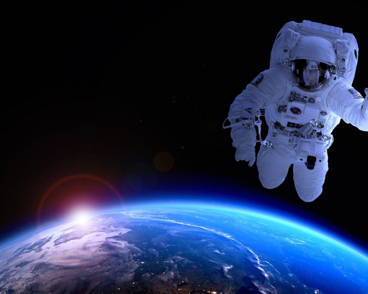 Floating Astronaut Wallpapers Top Free Floating Astronaut Backgrounds