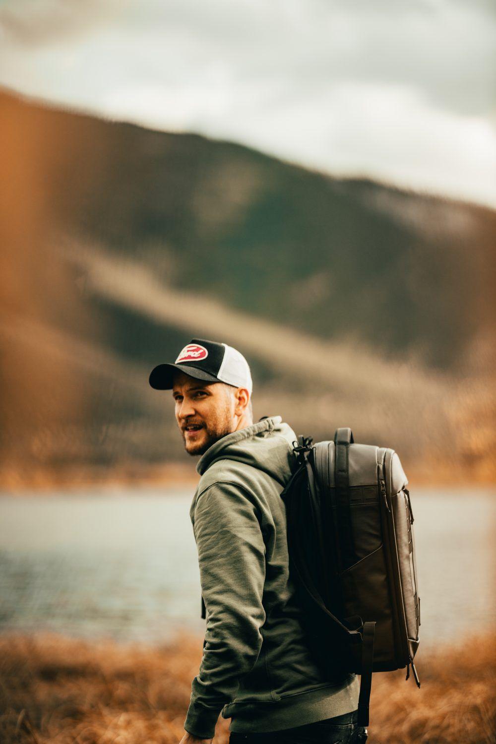 Peter Mckinnon Wallpapers Top Free Peter Mckinnon Backgrounds WallpaperAccess