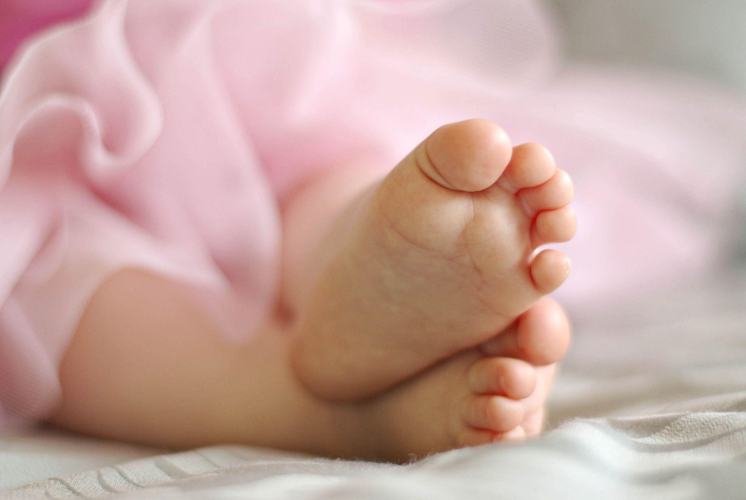 Baby Feet Wallpapers Top Free Baby Feet Backgrounds WallpaperAccess