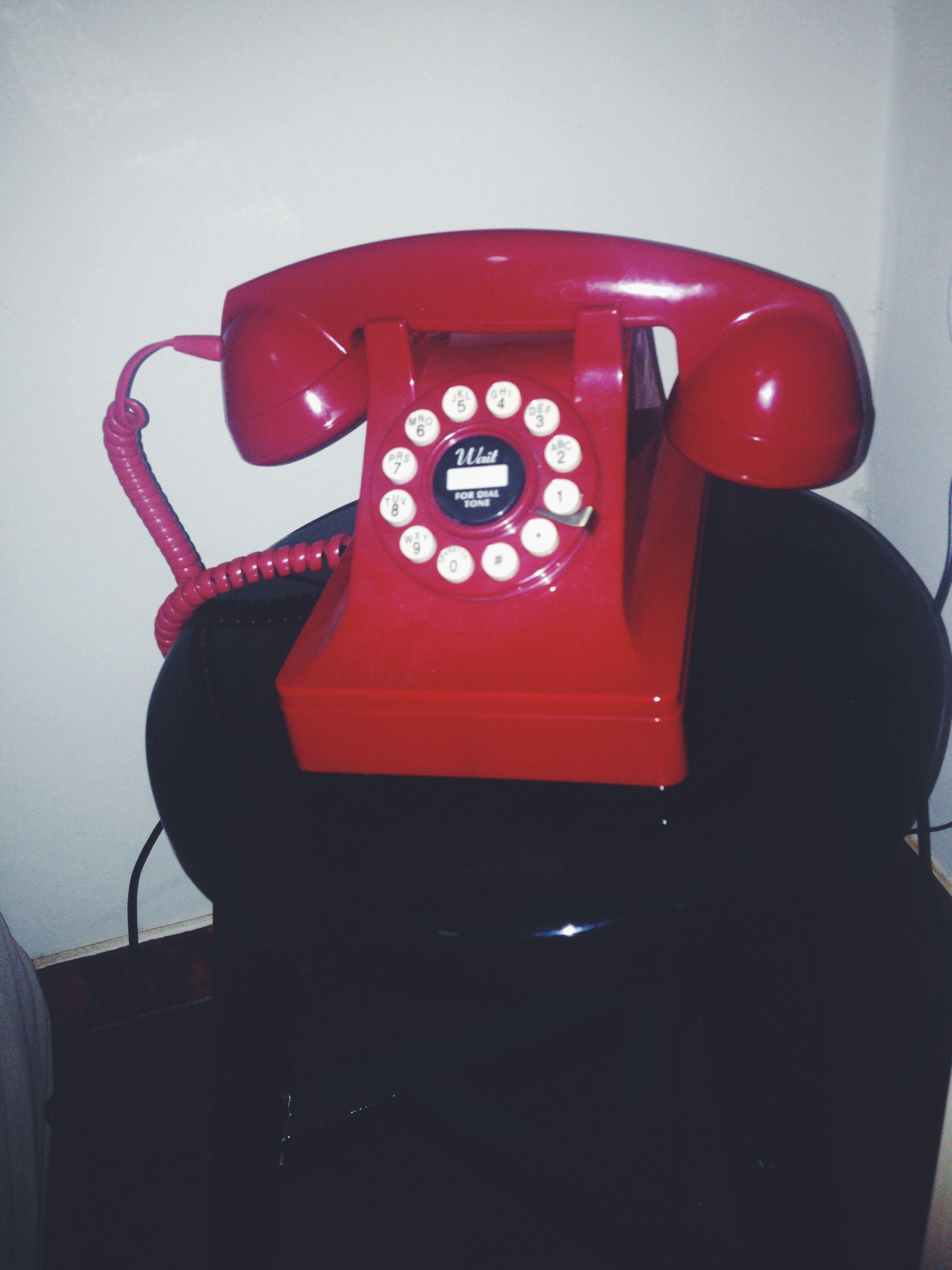 Red Retro 80s Aesthetic Wallpapers Top Free Red Retro 80s Aesthetic