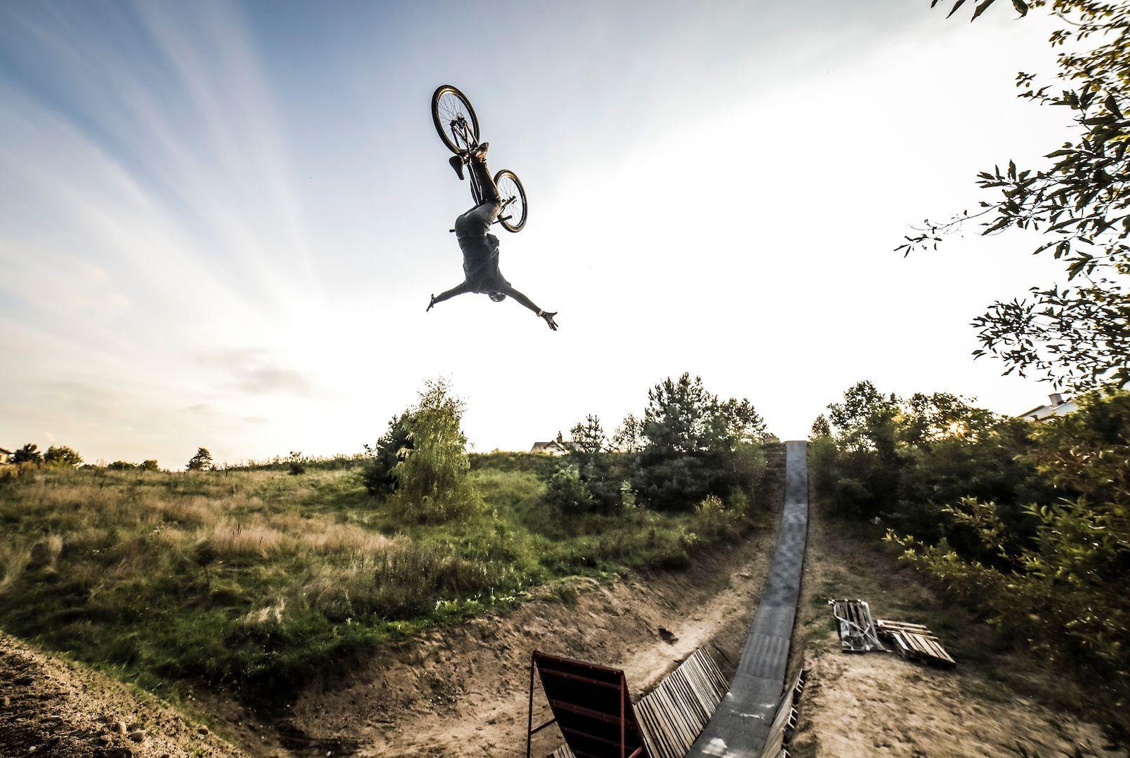 Dirt Jump Wallpapers Top Free Dirt Jump Backgrounds WallpaperAccess