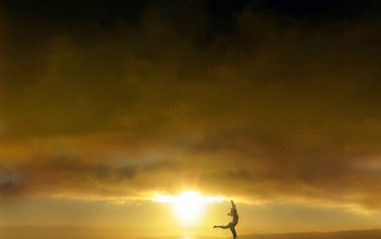 Stretching Wallpapers Top Free Stretching Backgrounds WallpaperAccess