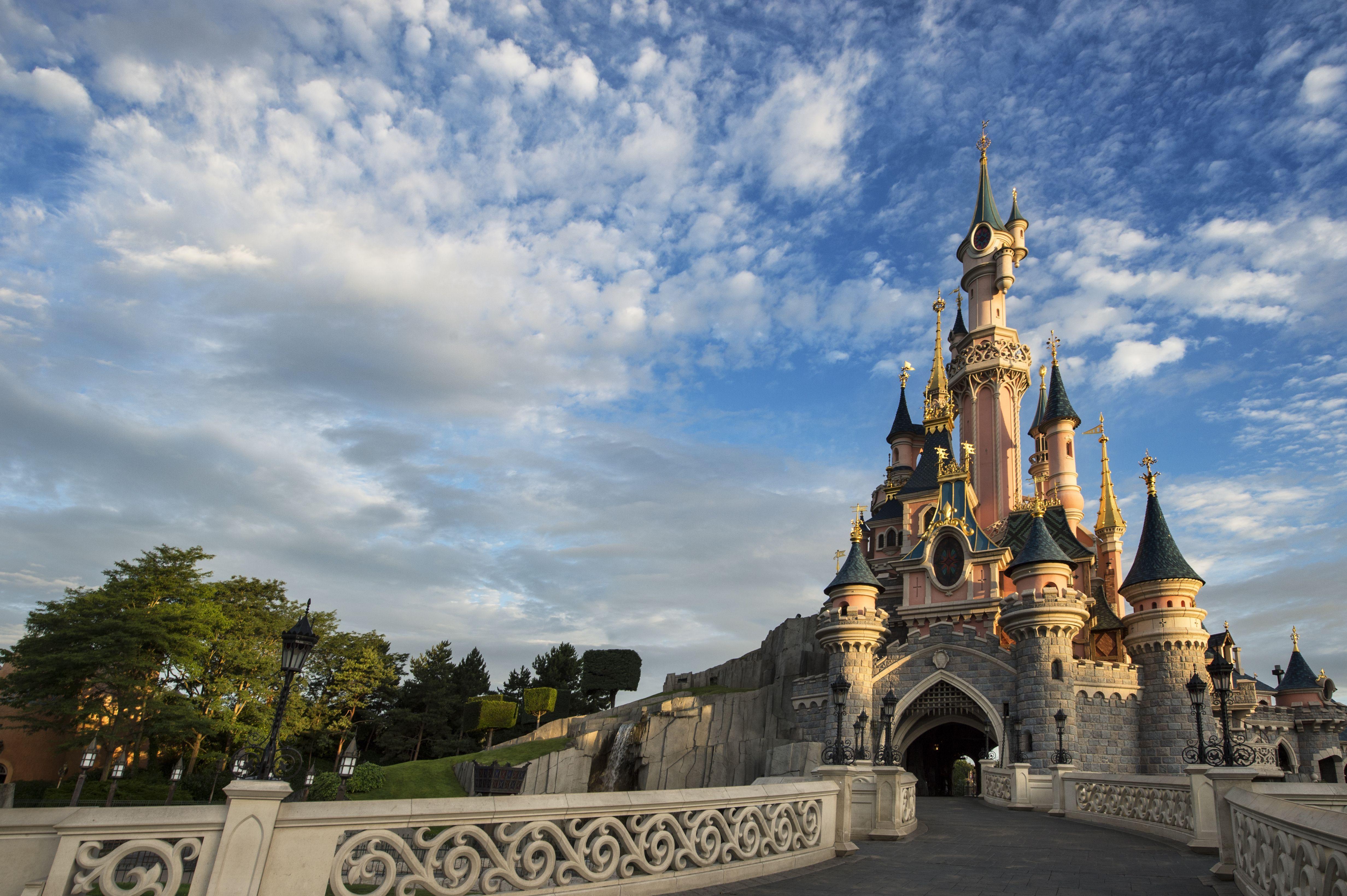 Disneyland Paris 4K Wallpapers Top Free Disneyland Paris 4K
