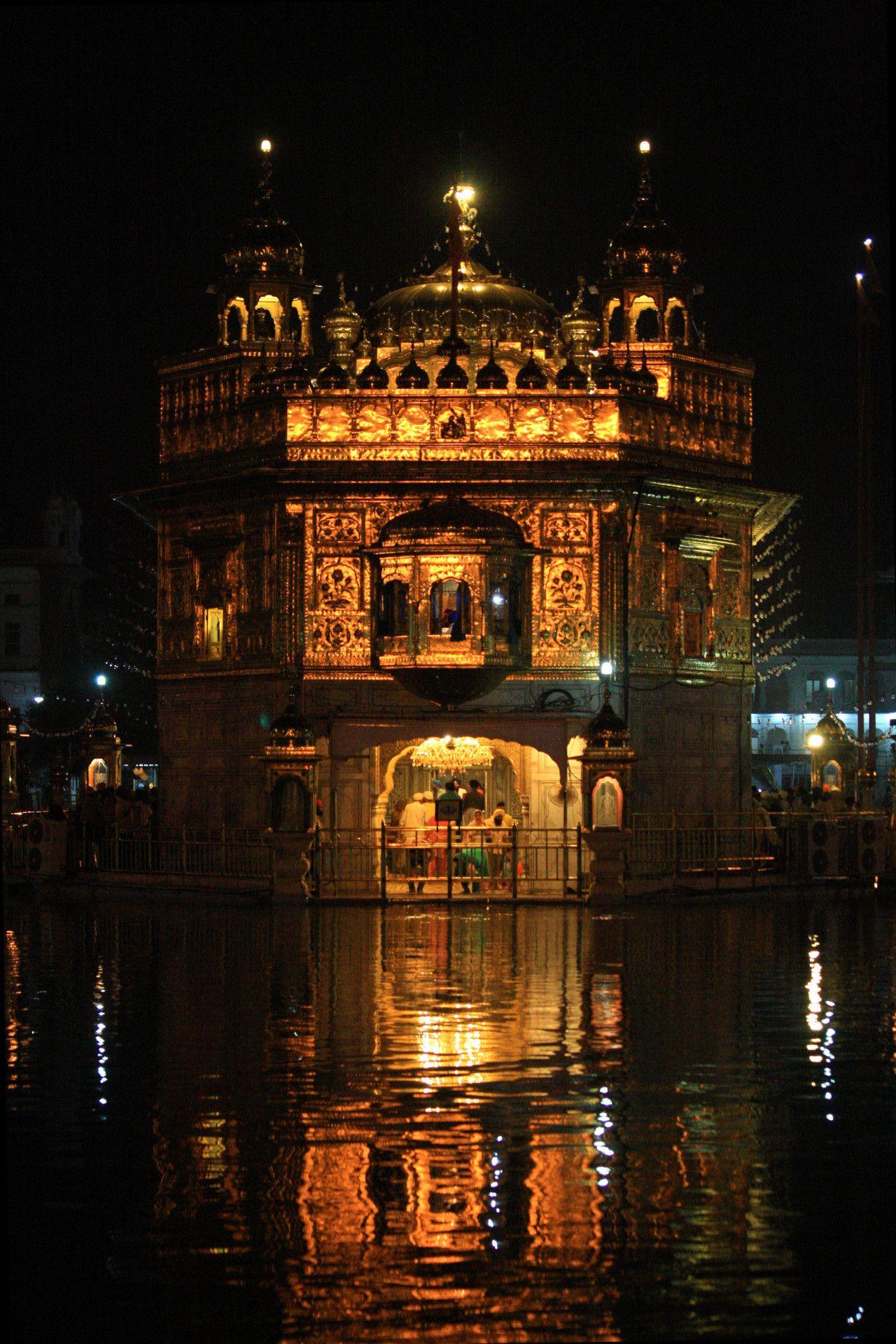Golden Temple Night Wallpapers Top Free Golden Temple Night