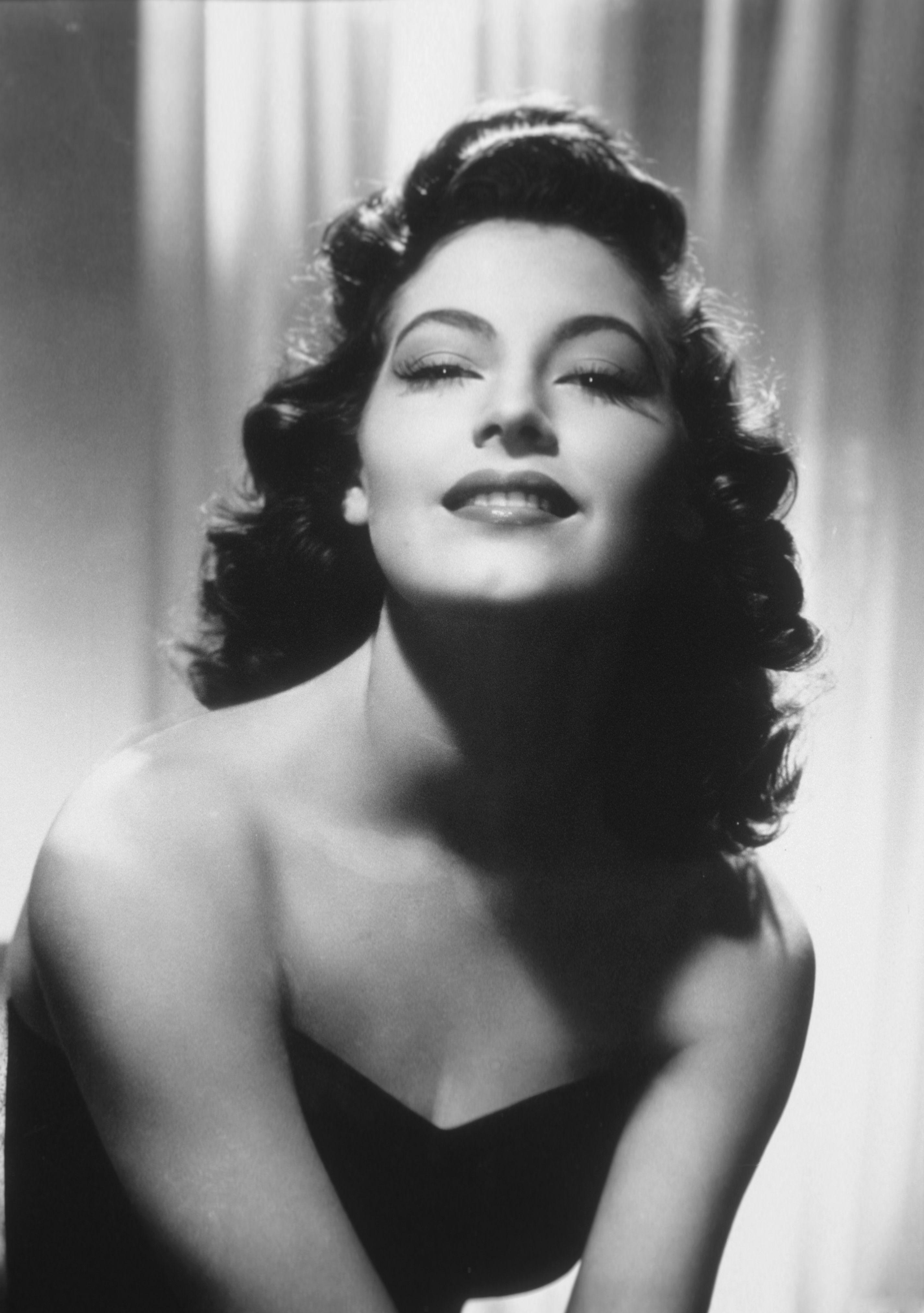 Ava Gardner Wallpapers Top Free Ava Gardner Backgrounds WallpaperAccess